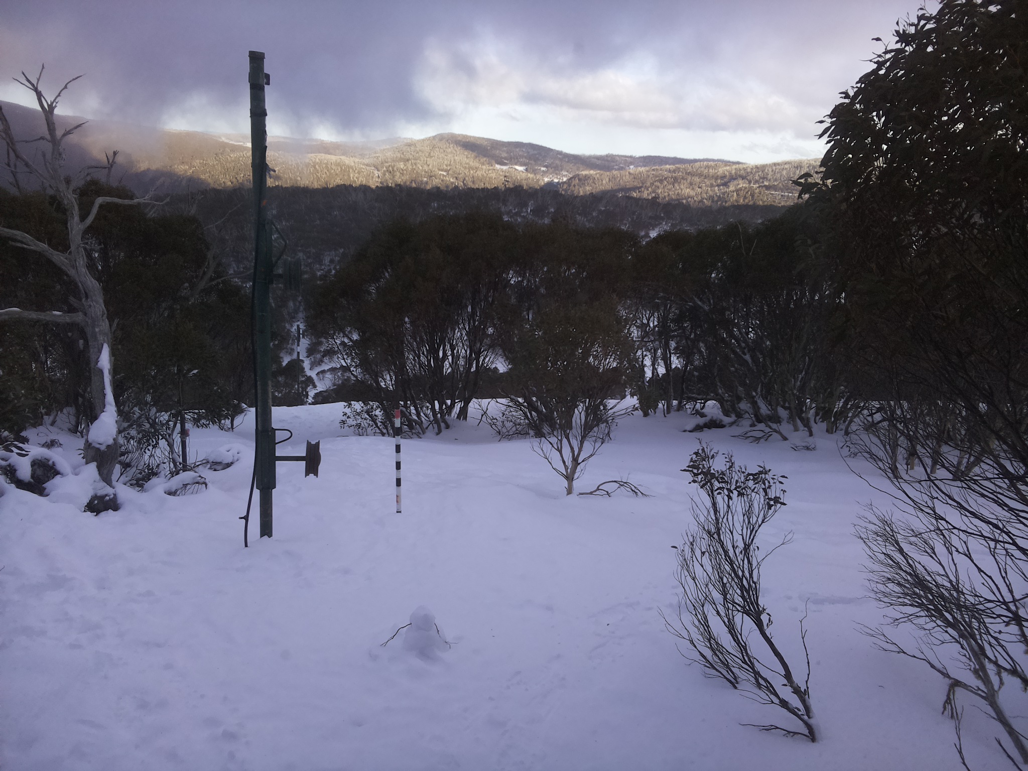 Bogong Web Cam 4:00pm Saturday 19th of July 2025