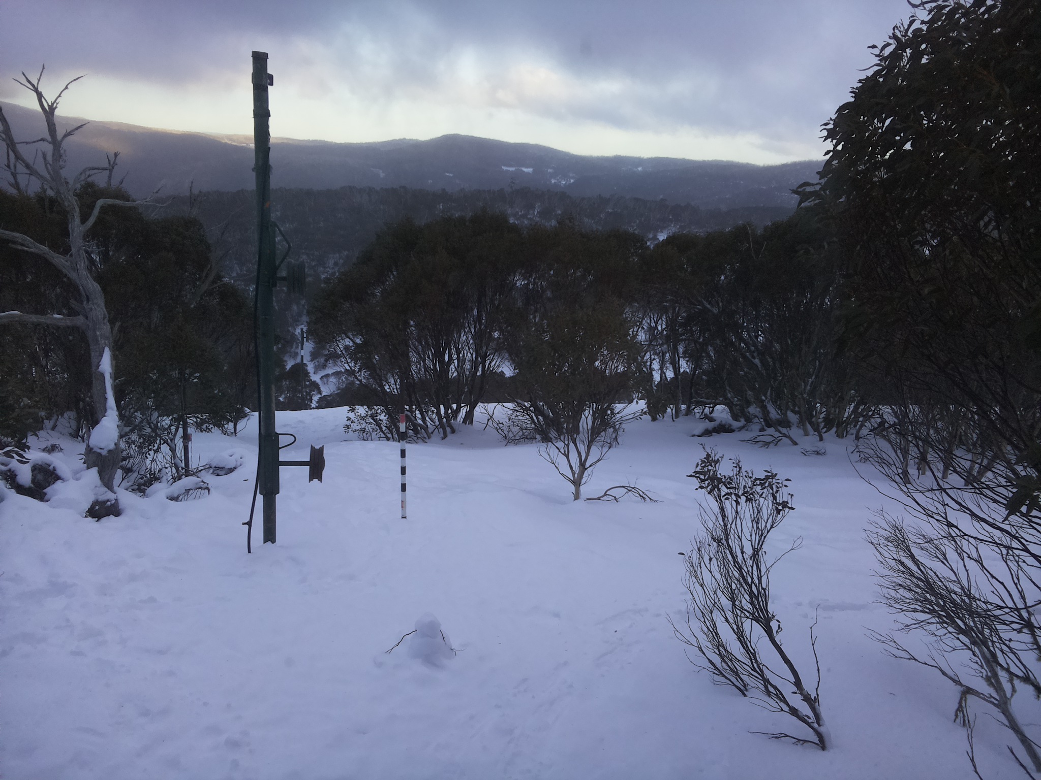 Bogong Web Cam 4:40pm Saturday 19th of July 2025