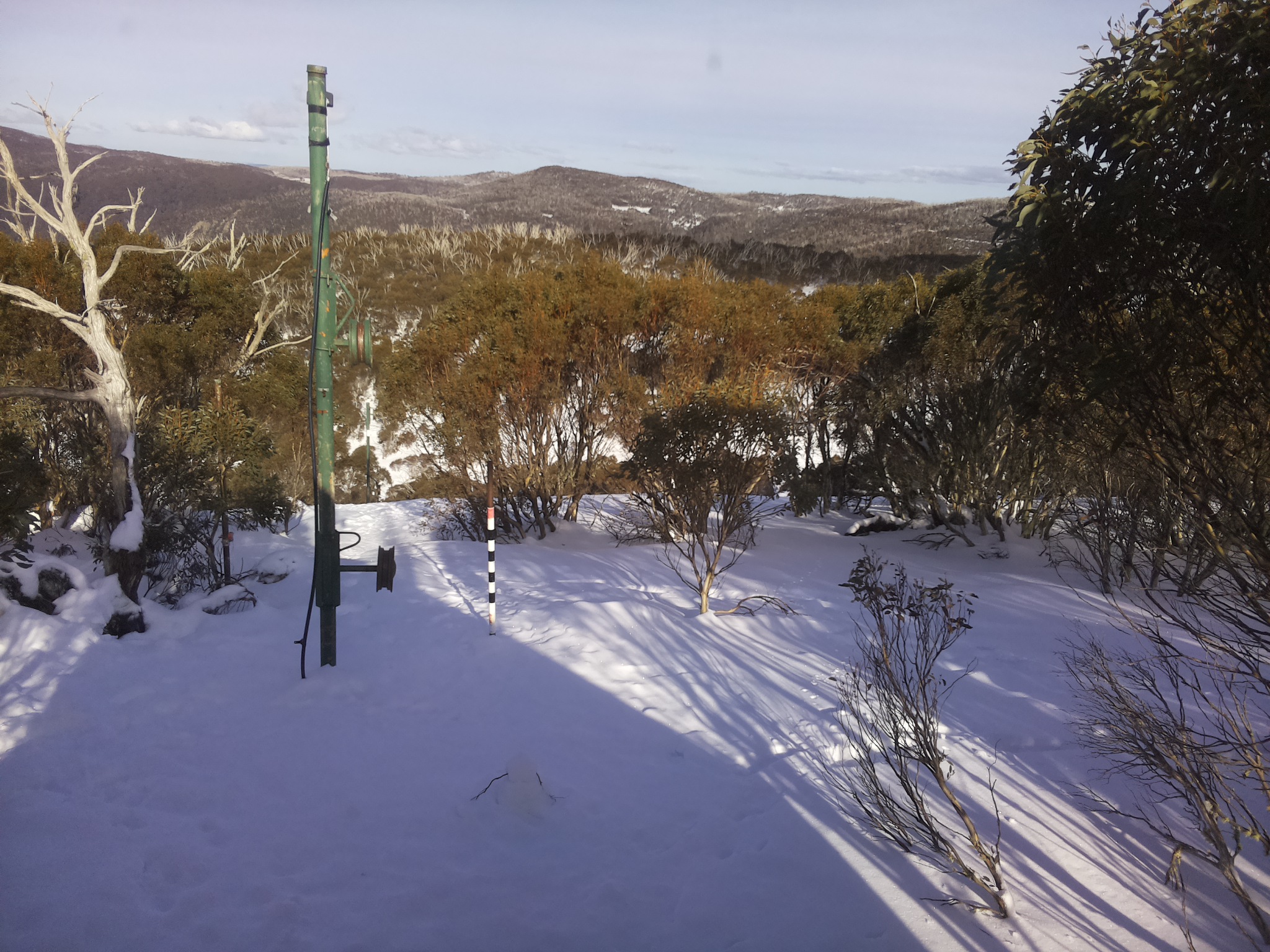 Bogong Web Cam 2:40pm Sunday 20th of July 2025