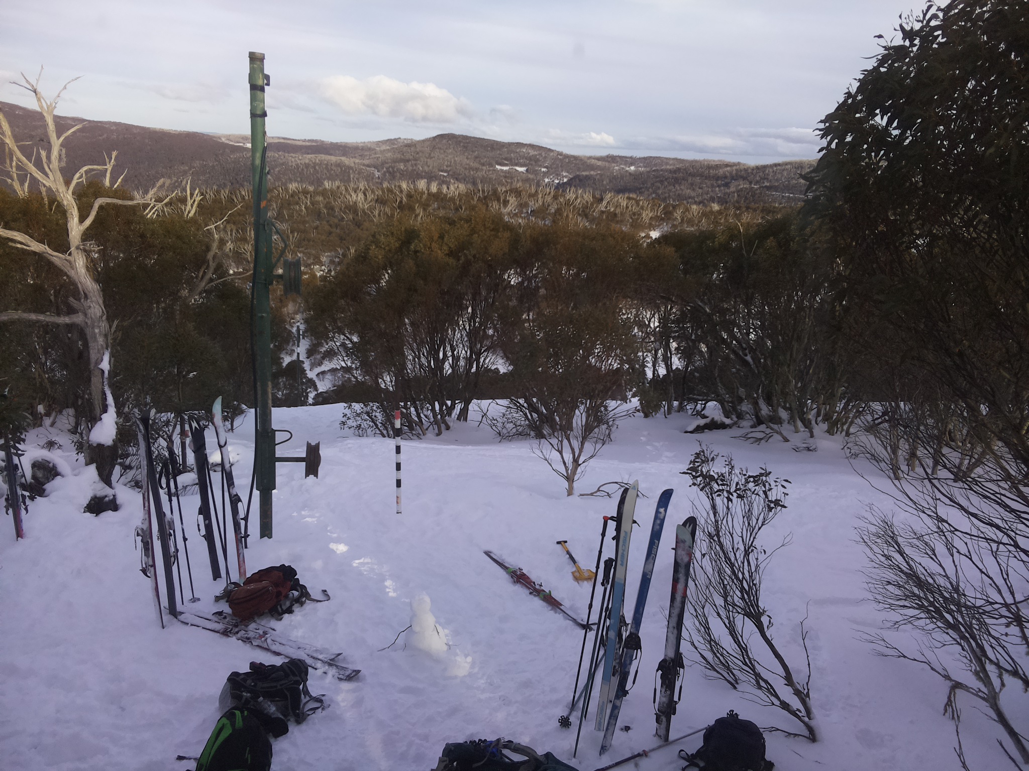 Bogong Web Cam 4:00pm Sunday 20th of July 2025
