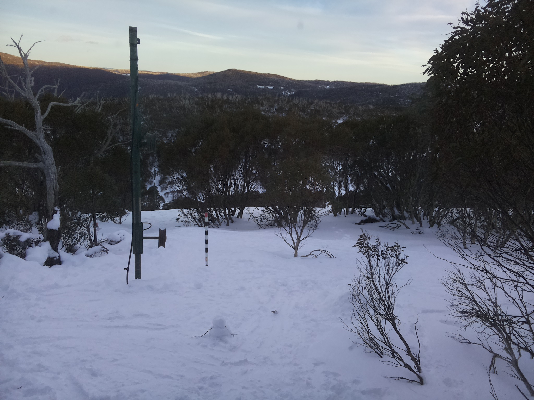 Bogong Web Cam 4:50pm Monday 21st of July 2025