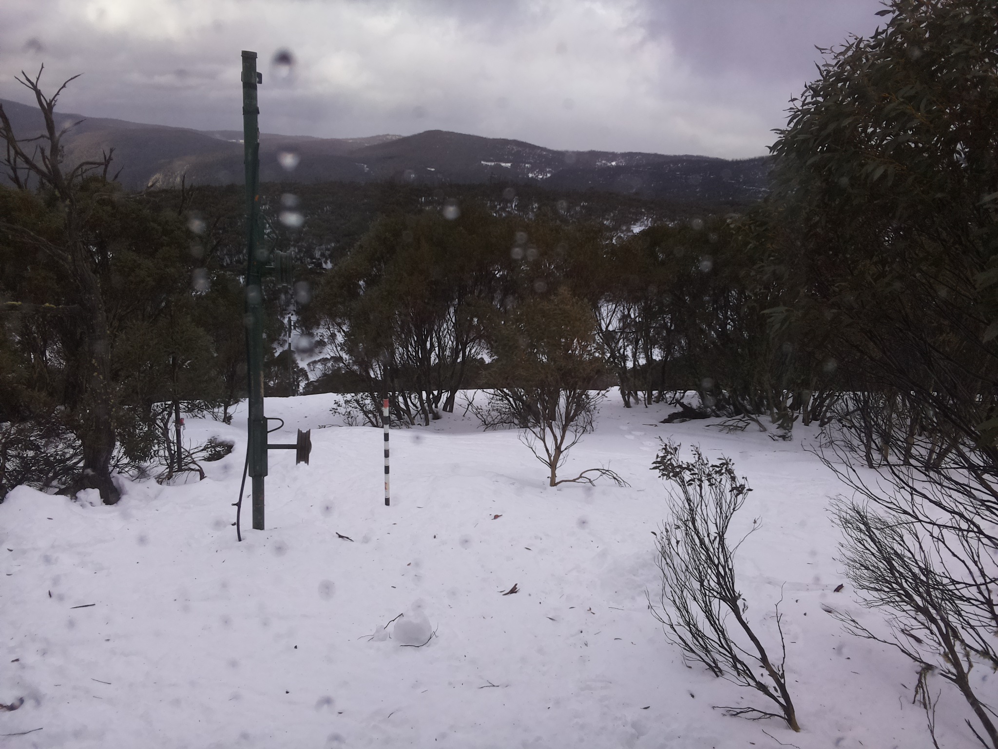 Bogong Web Cam 9:40am Tuesday 22nd of July 2025