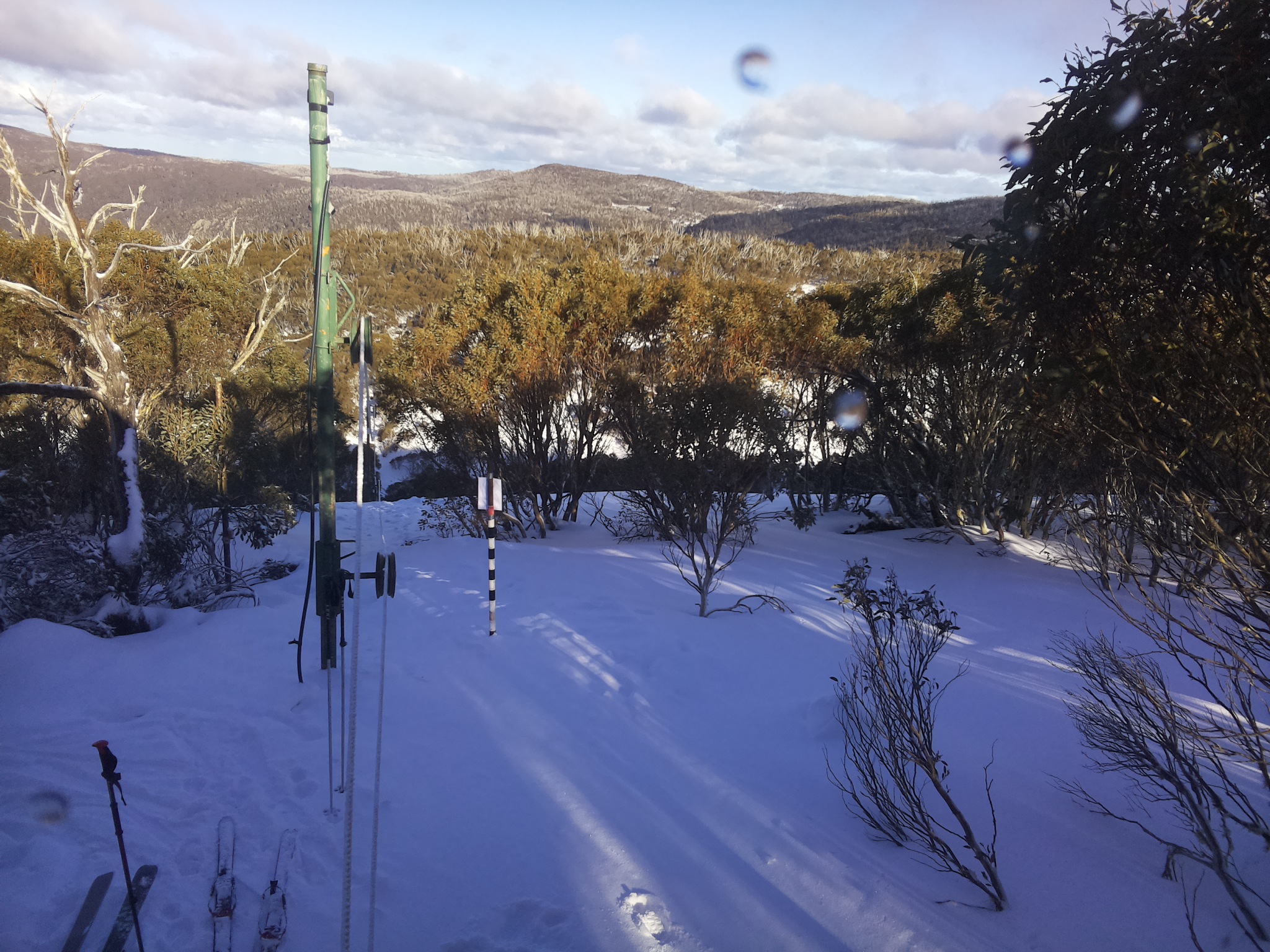 Bogong Web Cam 3:40pm Thursday 24th of July 2025