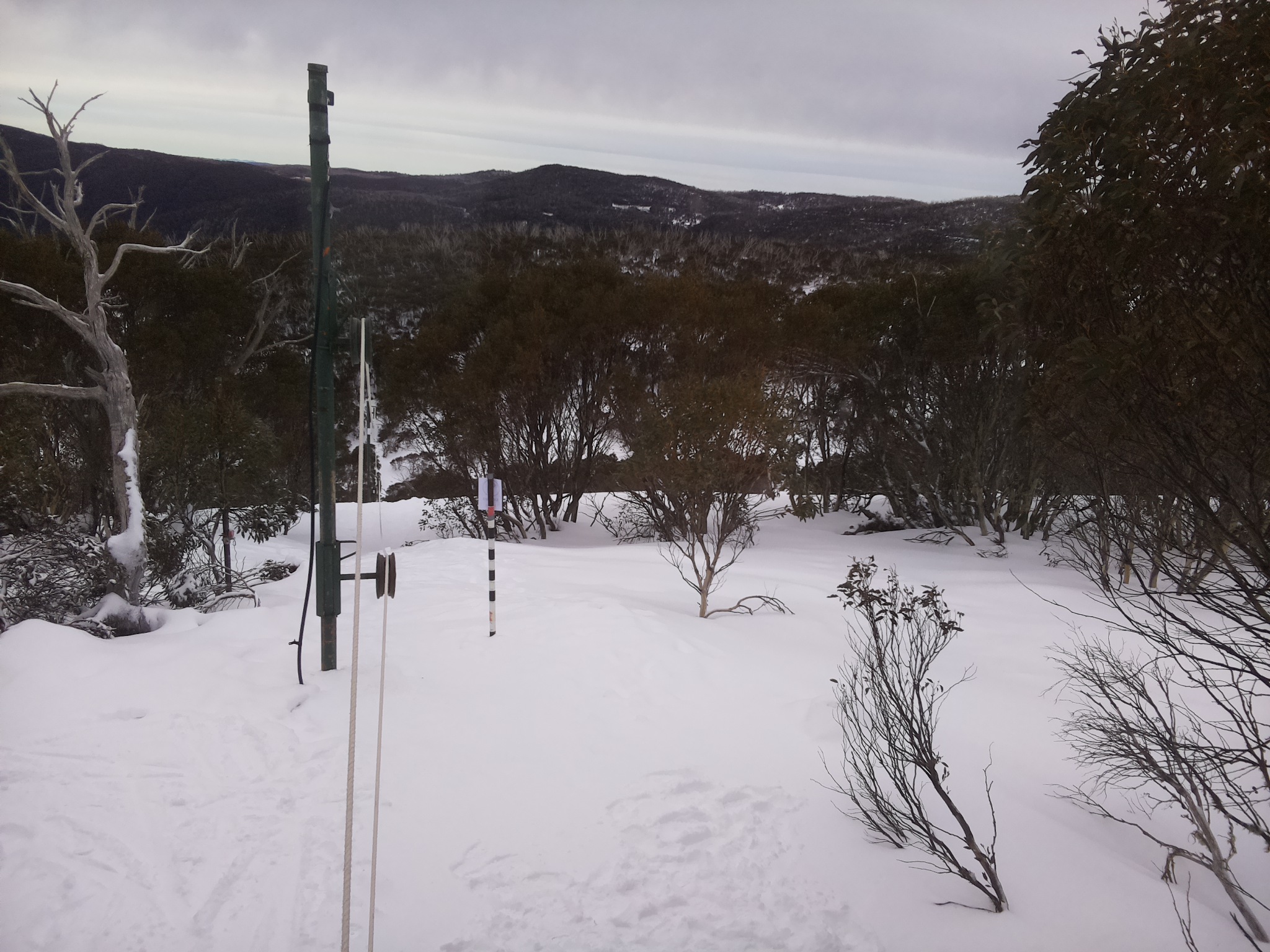 Bogong Web Cam 9:10am Friday 25th of July 2025
