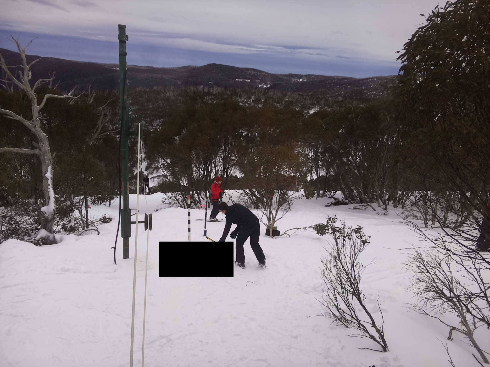 Bogong Web Cam 3:40pm Friday 25th of July 2025