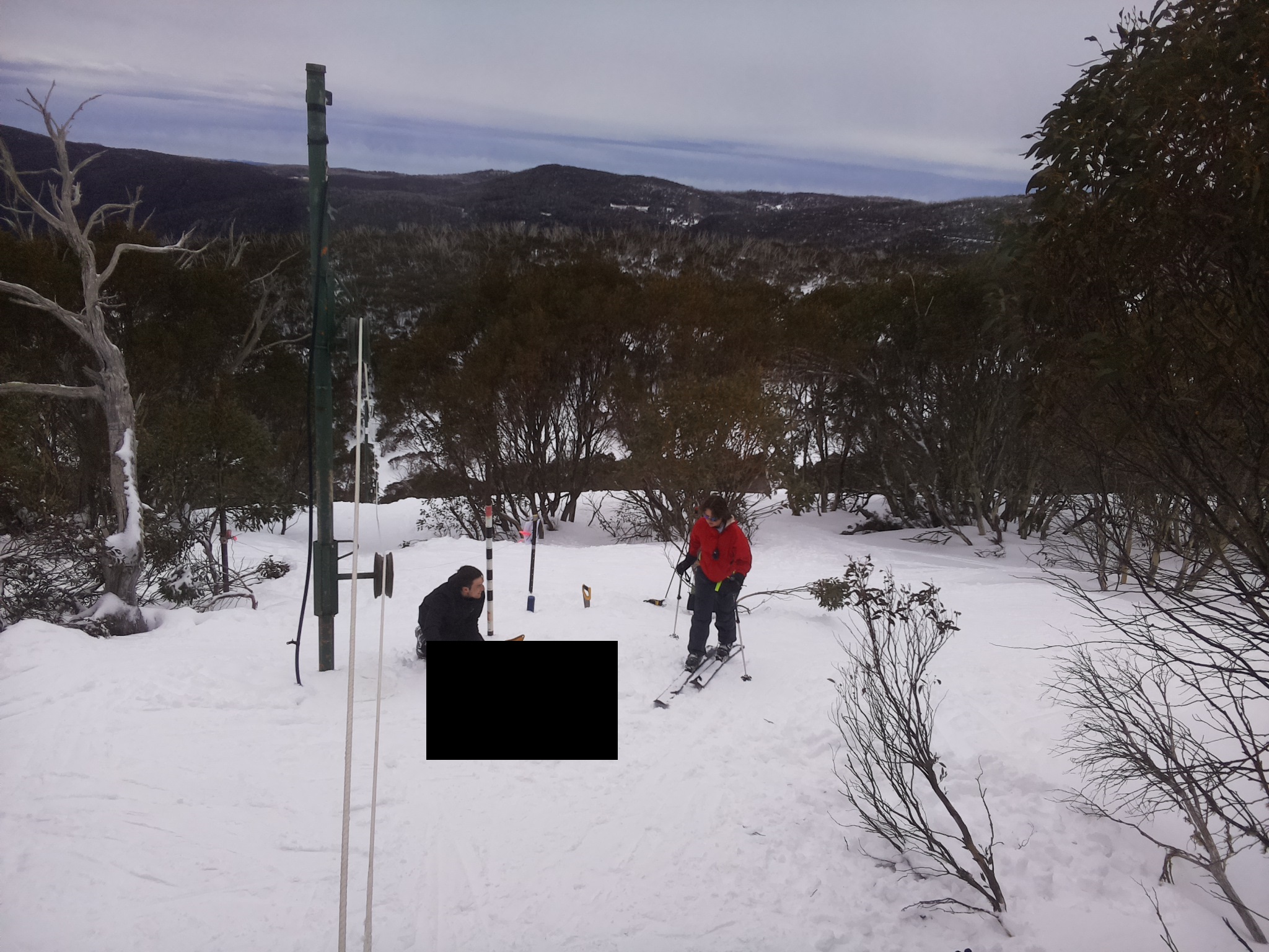Bogong Web Cam 4:00pm Friday 25th of July 2025