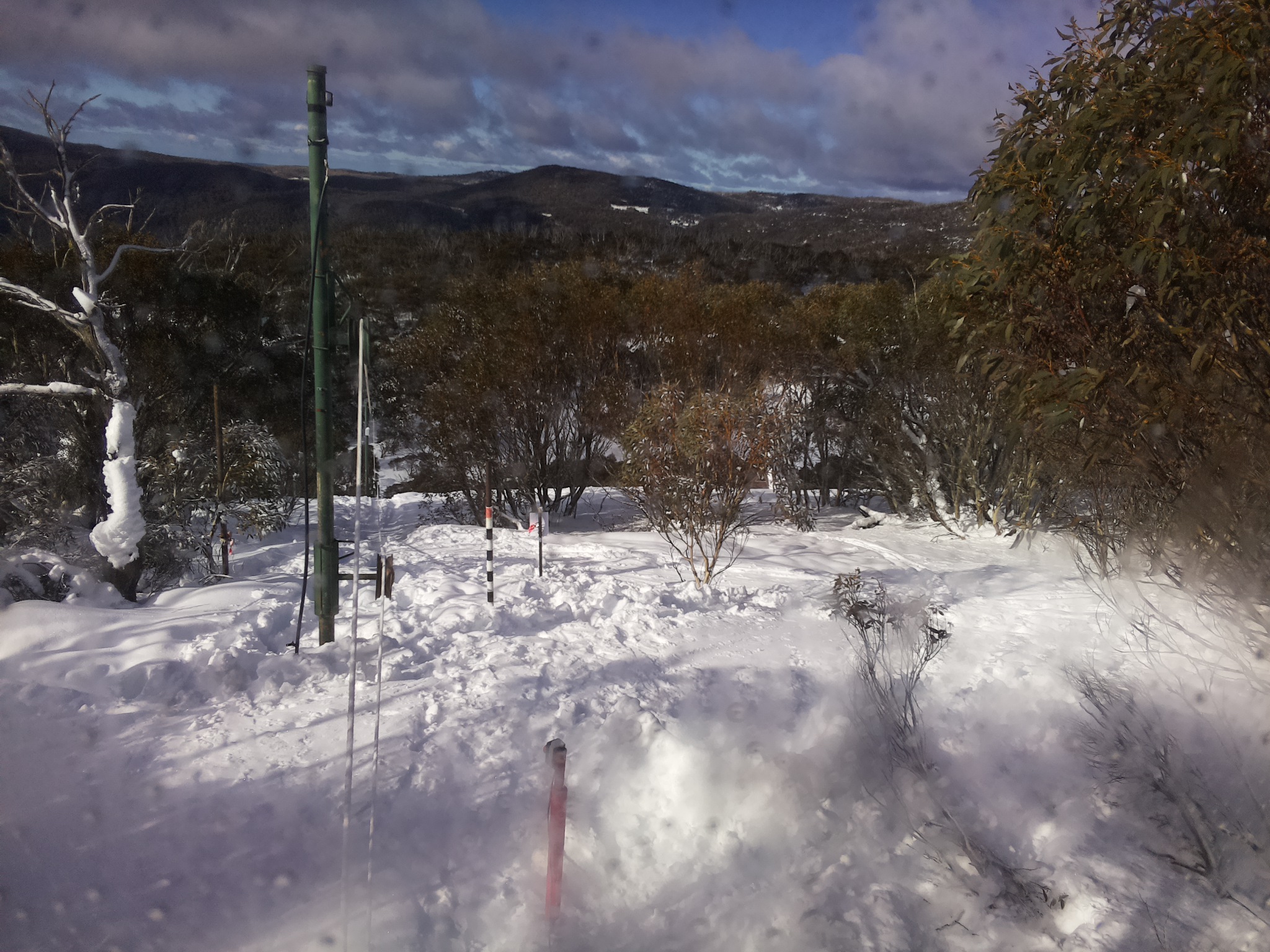 Bogong Web Cam 10:10am Tuesday 29th of July 2025