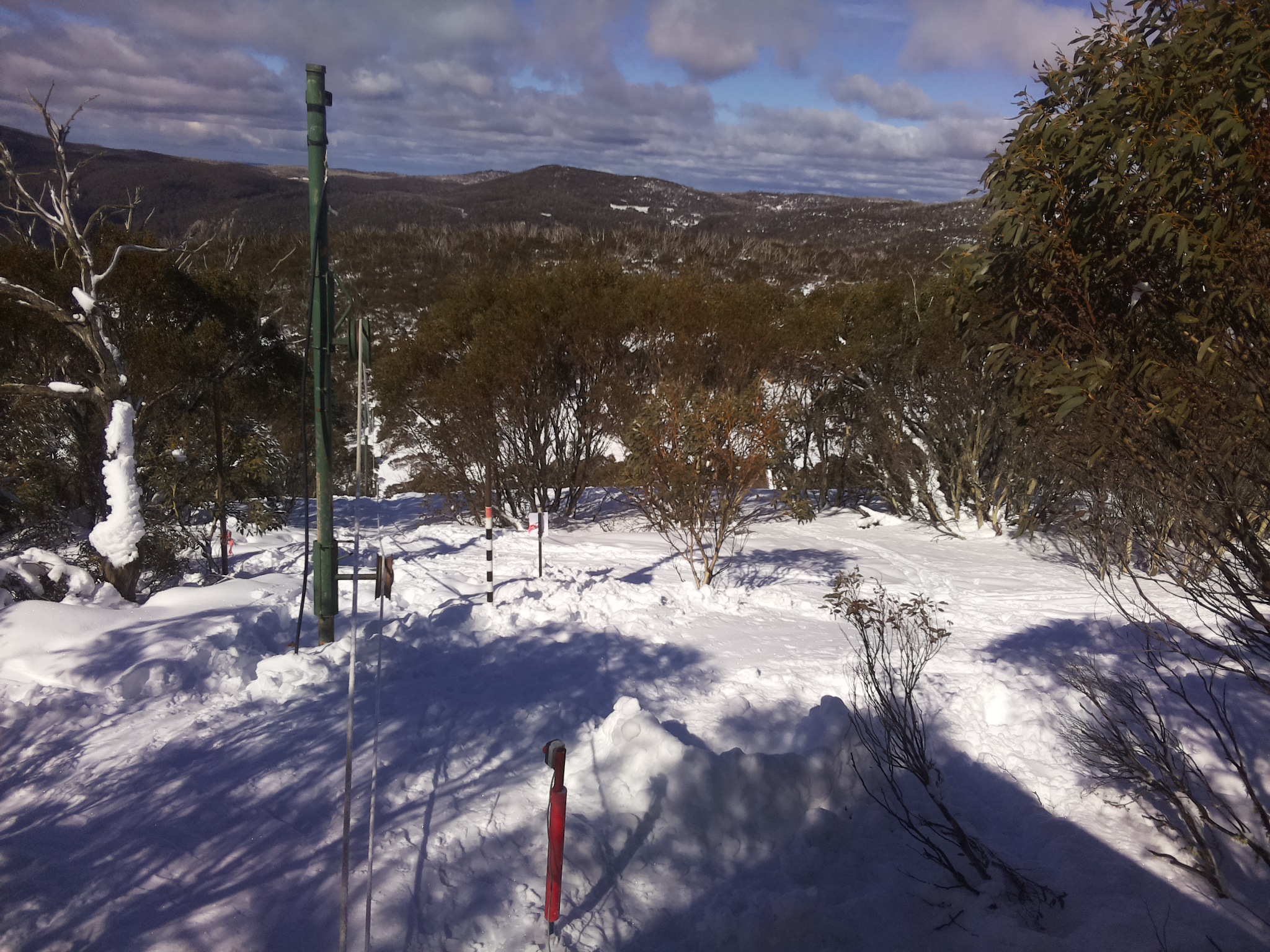 Bogong Web Cam 12:00pm Tuesday 29th of July 2025
