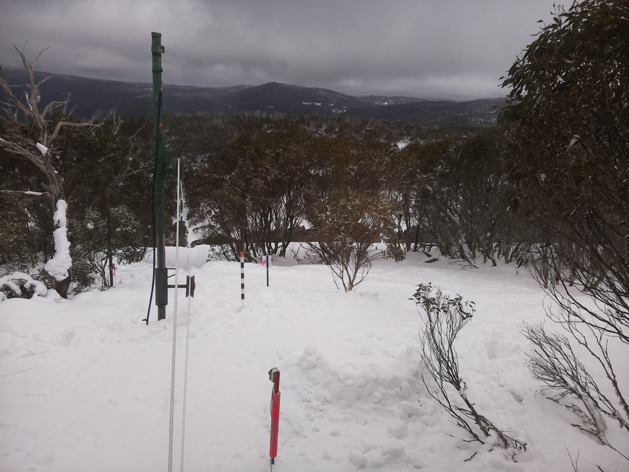 Bogong Web Cam 12:20pm Wednesday 30th of July 2025