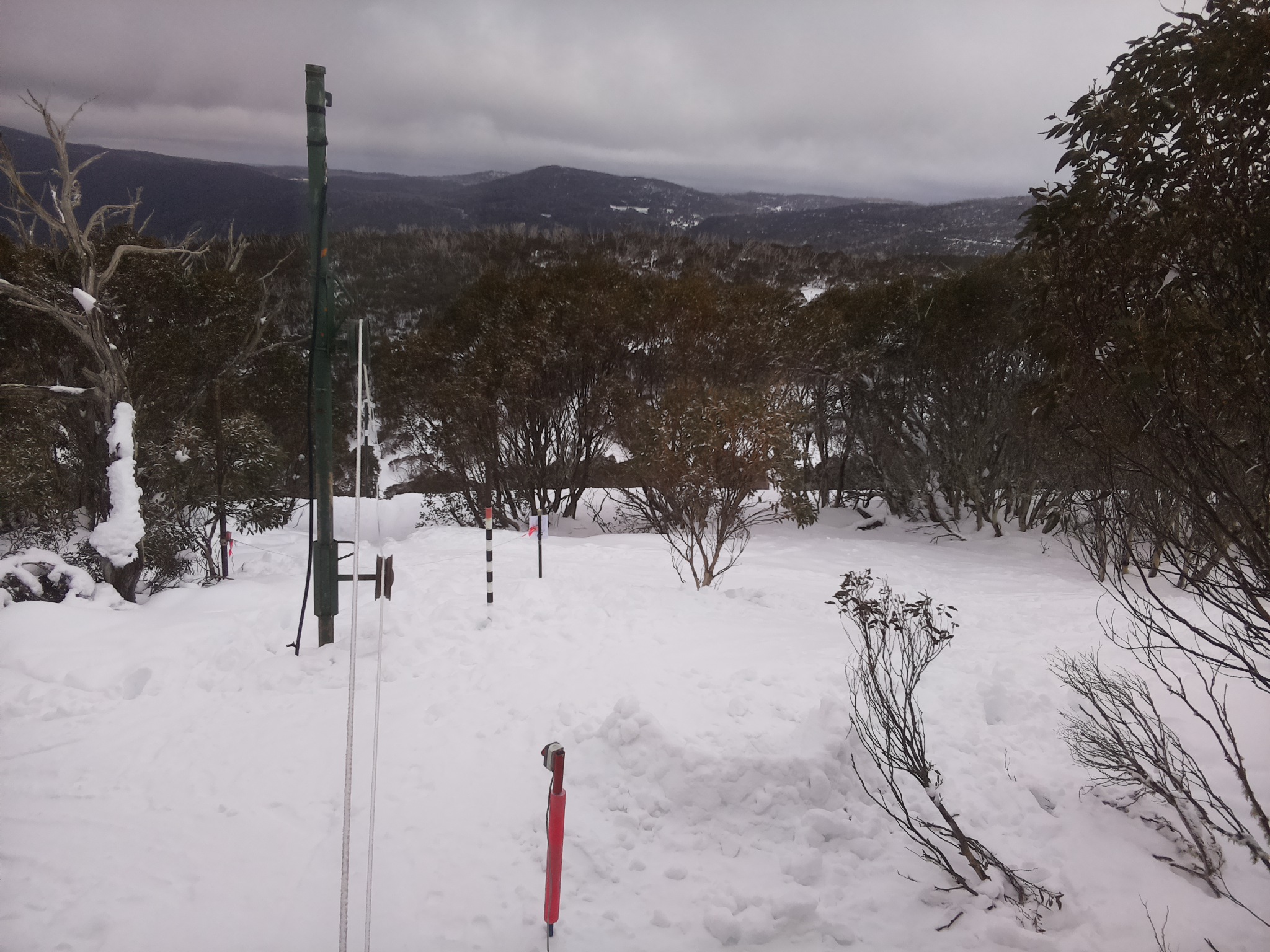 Bogong Web Cam 1:10pm Wednesday 30th of July 2025