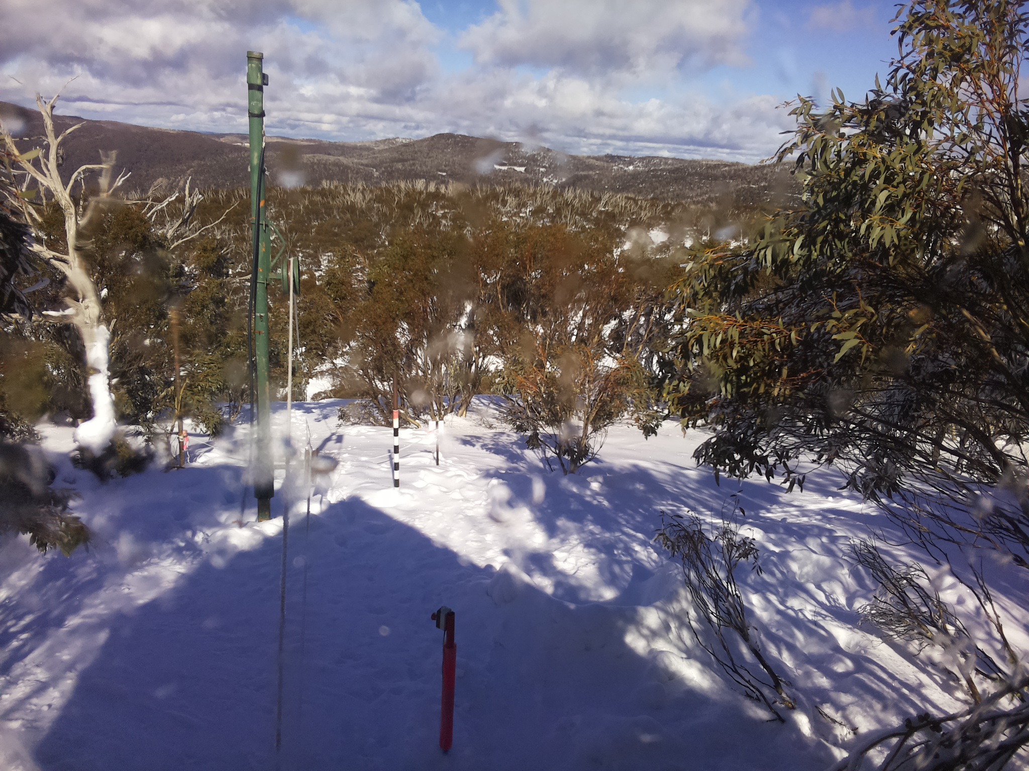 Bogong Web Cam 2:00pm Friday 1st of August 2025