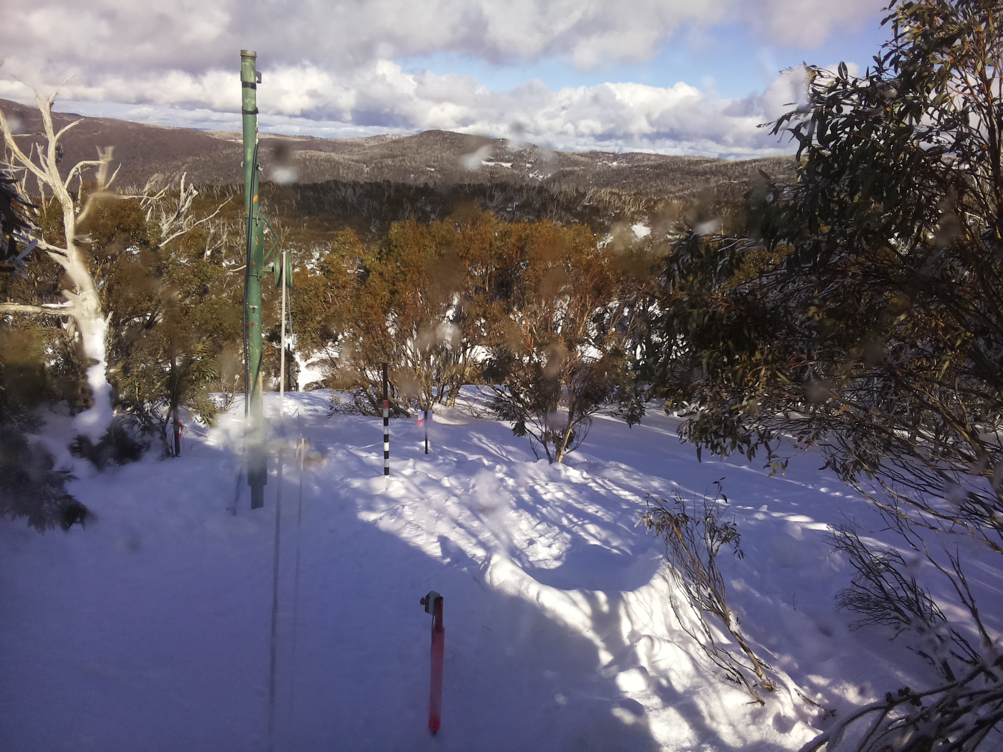 Bogong Web Cam 3:00pm Friday 1st of August 2025