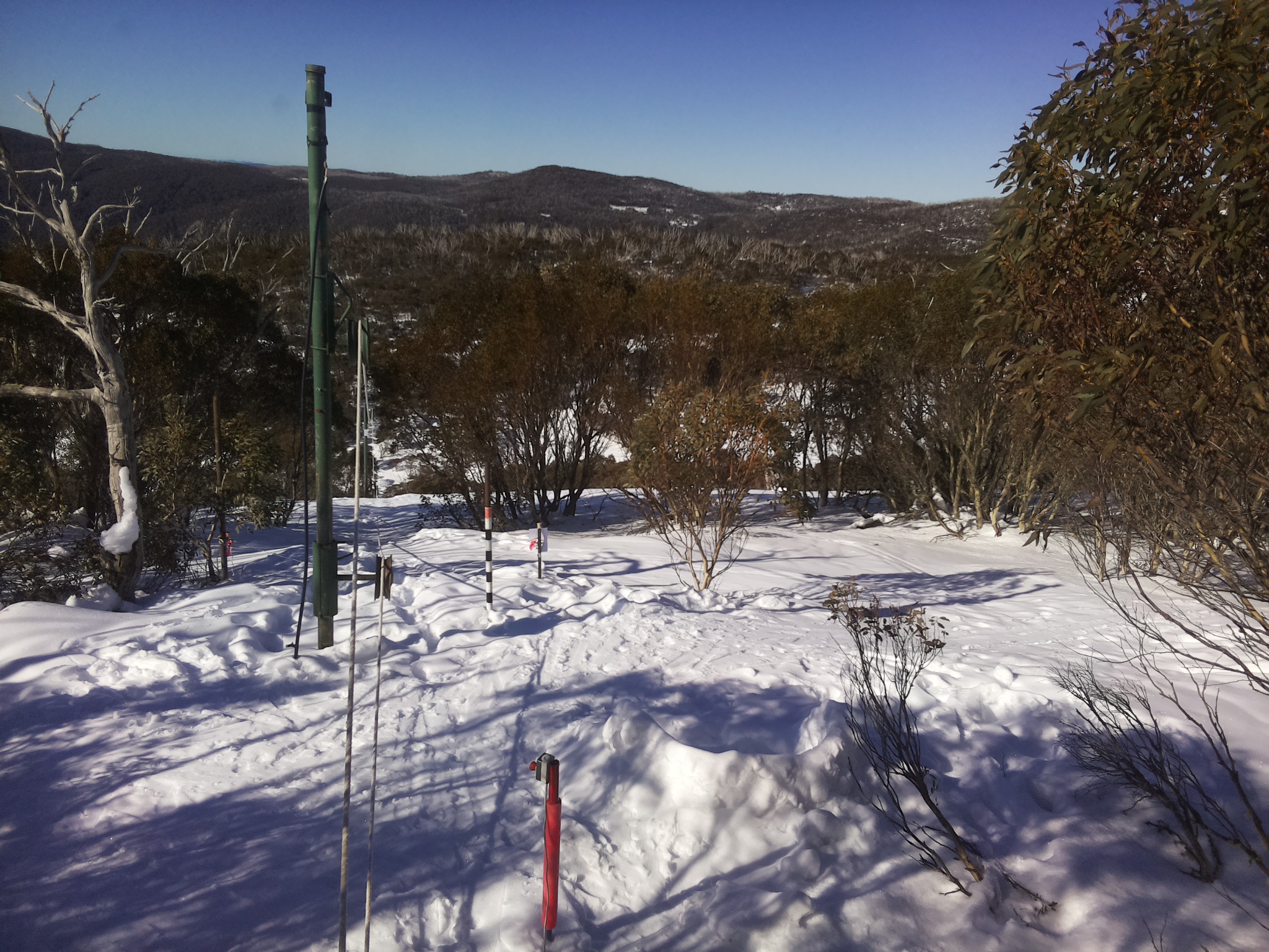 Bogong Web Cam 10:10am Sunday 3rd of August 2025