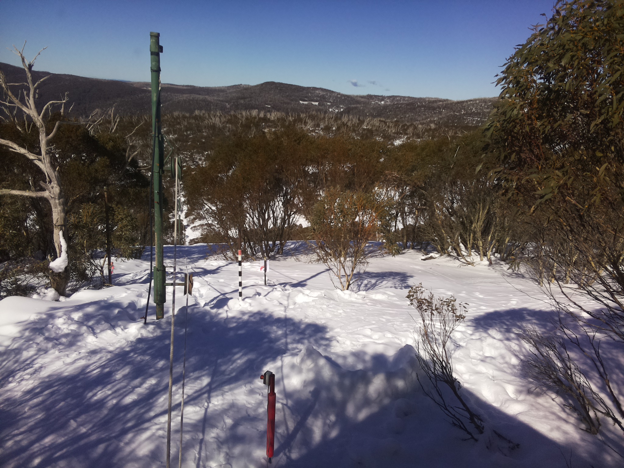 Bogong Web Cam 12:10pm Sunday 3rd of August 2025