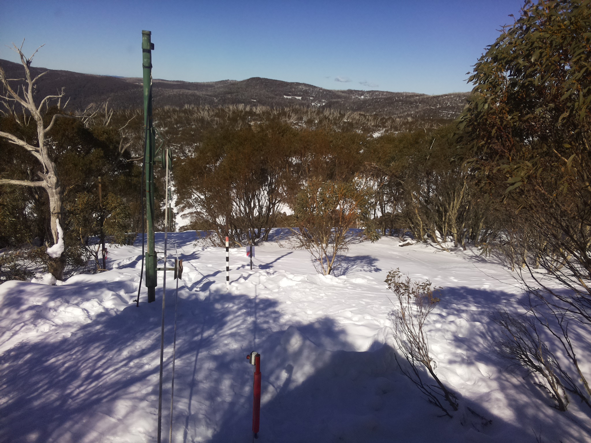 Bogong Web Cam 12:30pm Sunday 3rd of August 2025