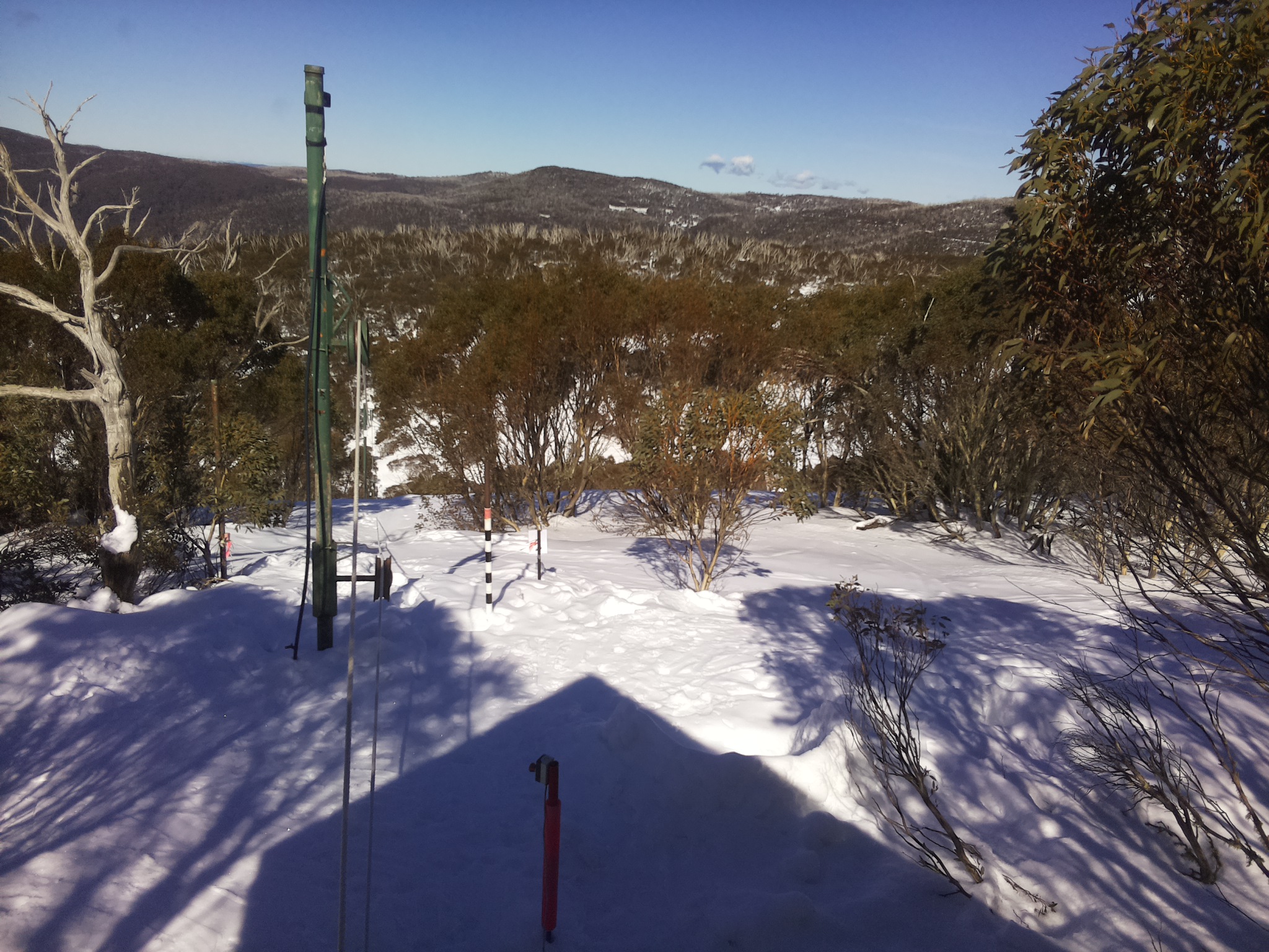 Bogong Web Cam 1:20pm Sunday 3rd of August 2025
