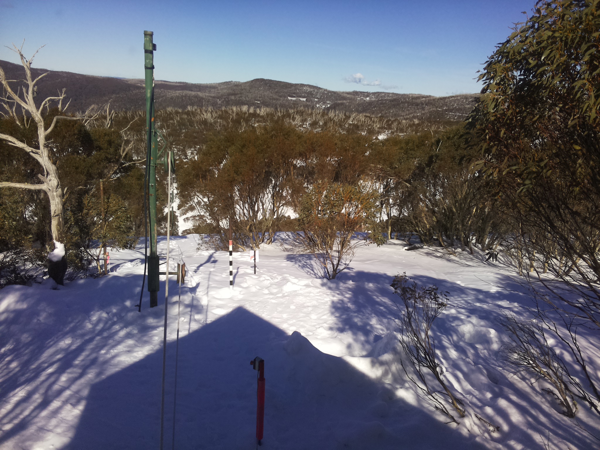 Bogong Web Cam 1:40pm Sunday 3rd of August 2025