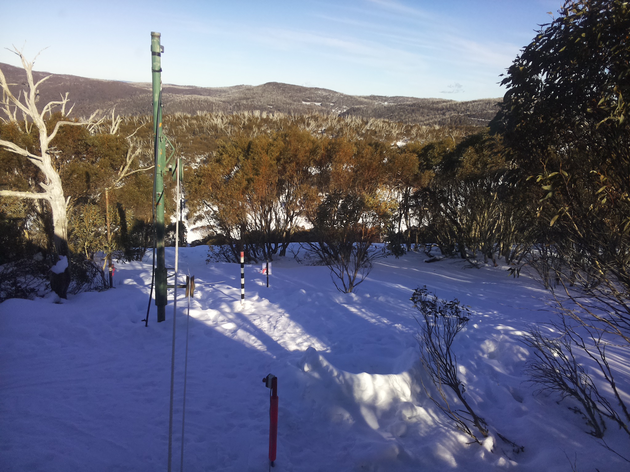 Bogong Web Cam 3:30pm Sunday 3rd of August 2025