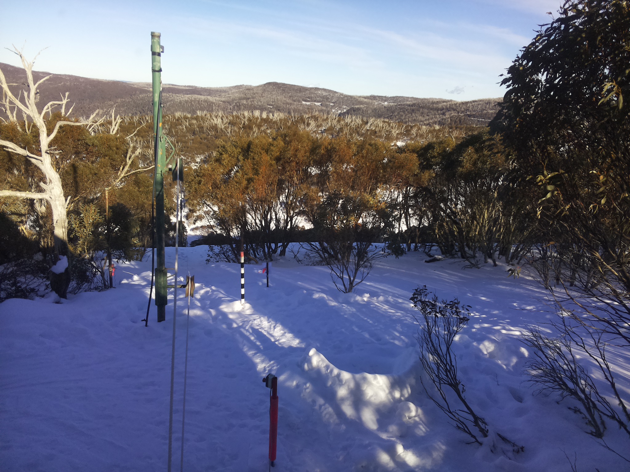 Bogong Web Cam 3:40pm Sunday 3rd of August 2025