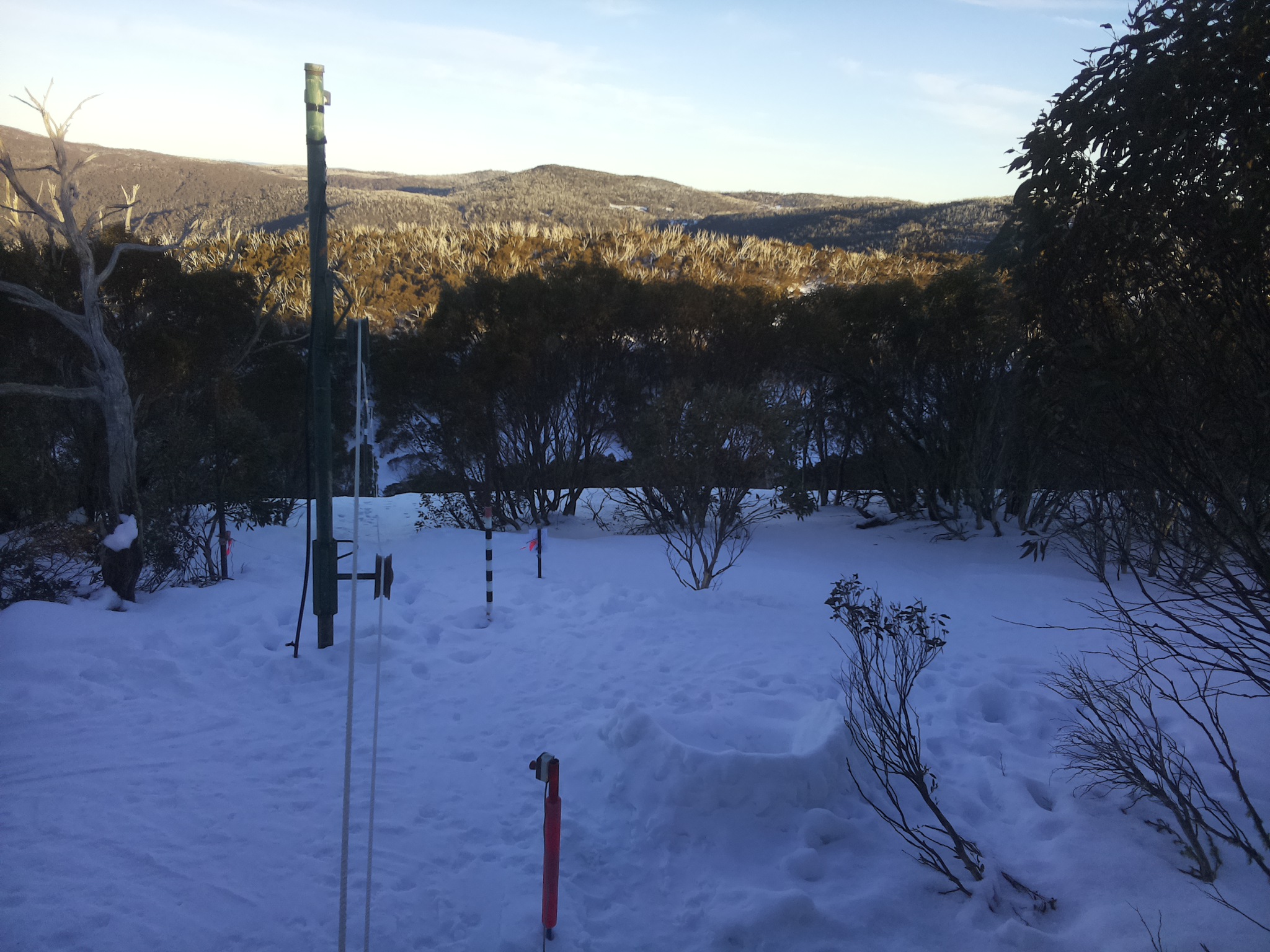 Bogong Web Cam 4:40pm Sunday 3rd of August 2025