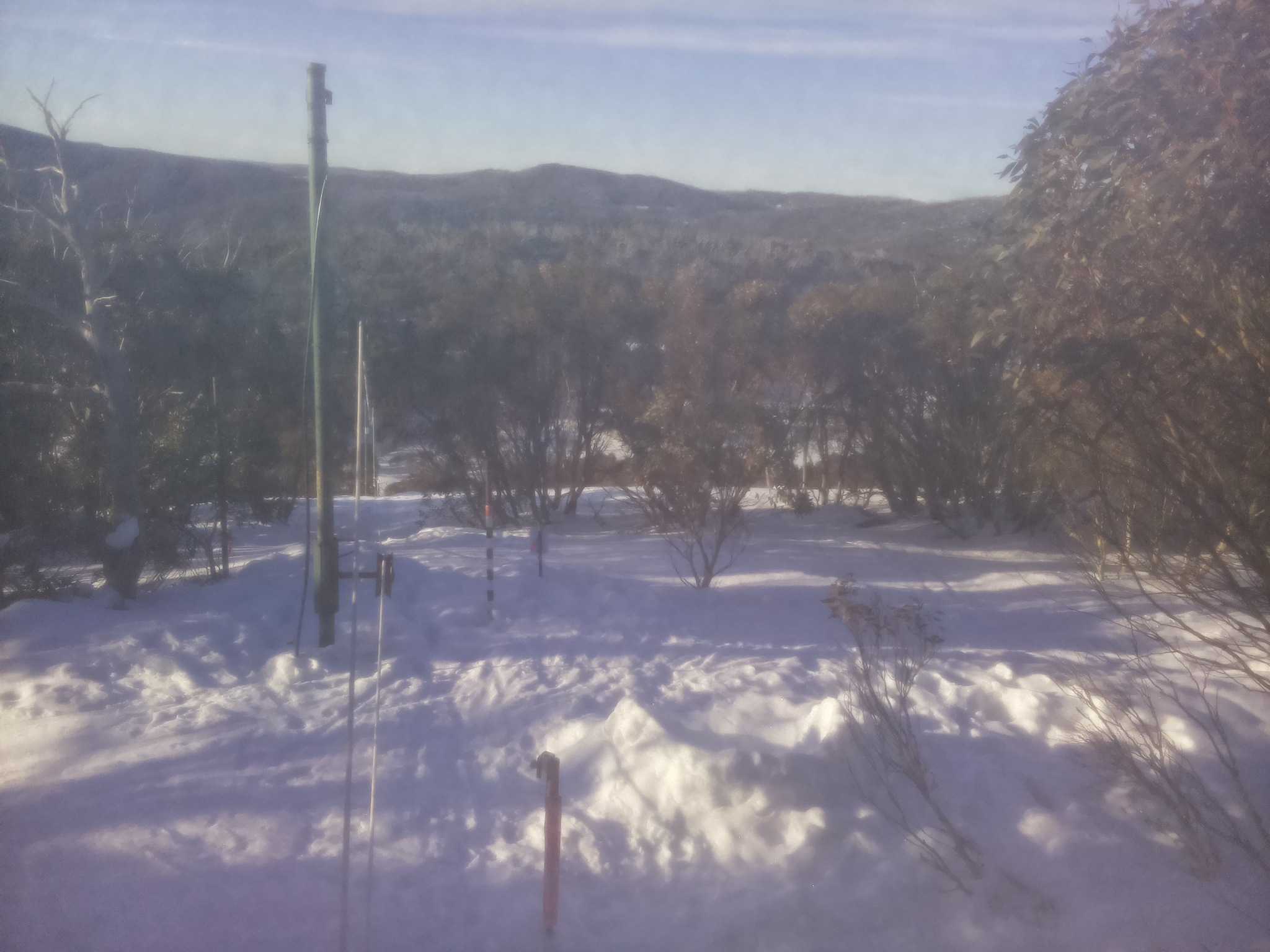 Bogong Web Cam 8:10am Monday 4th of August 2025