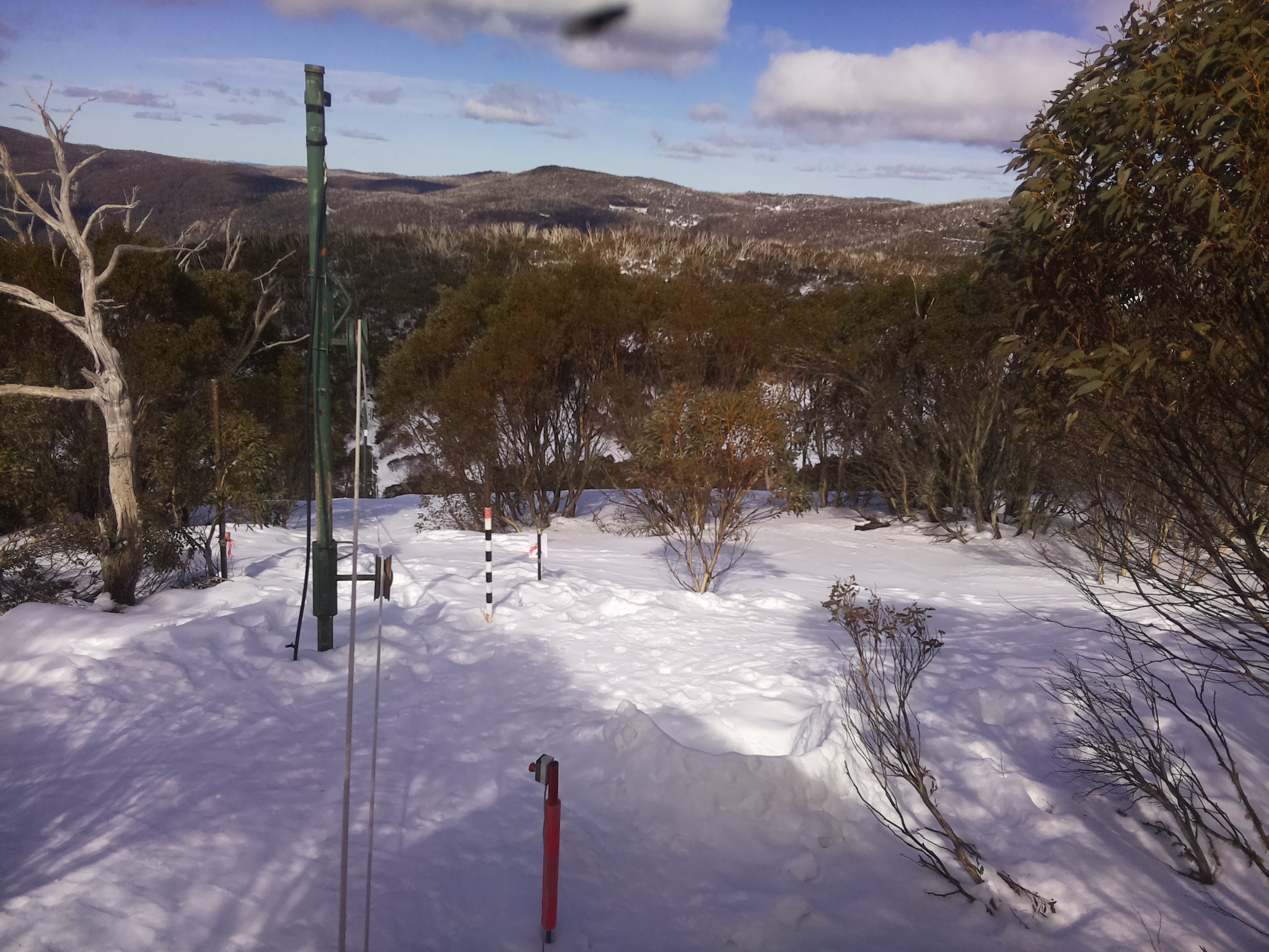 Bogong Web Cam 1:00pm Monday 4th of August 2025