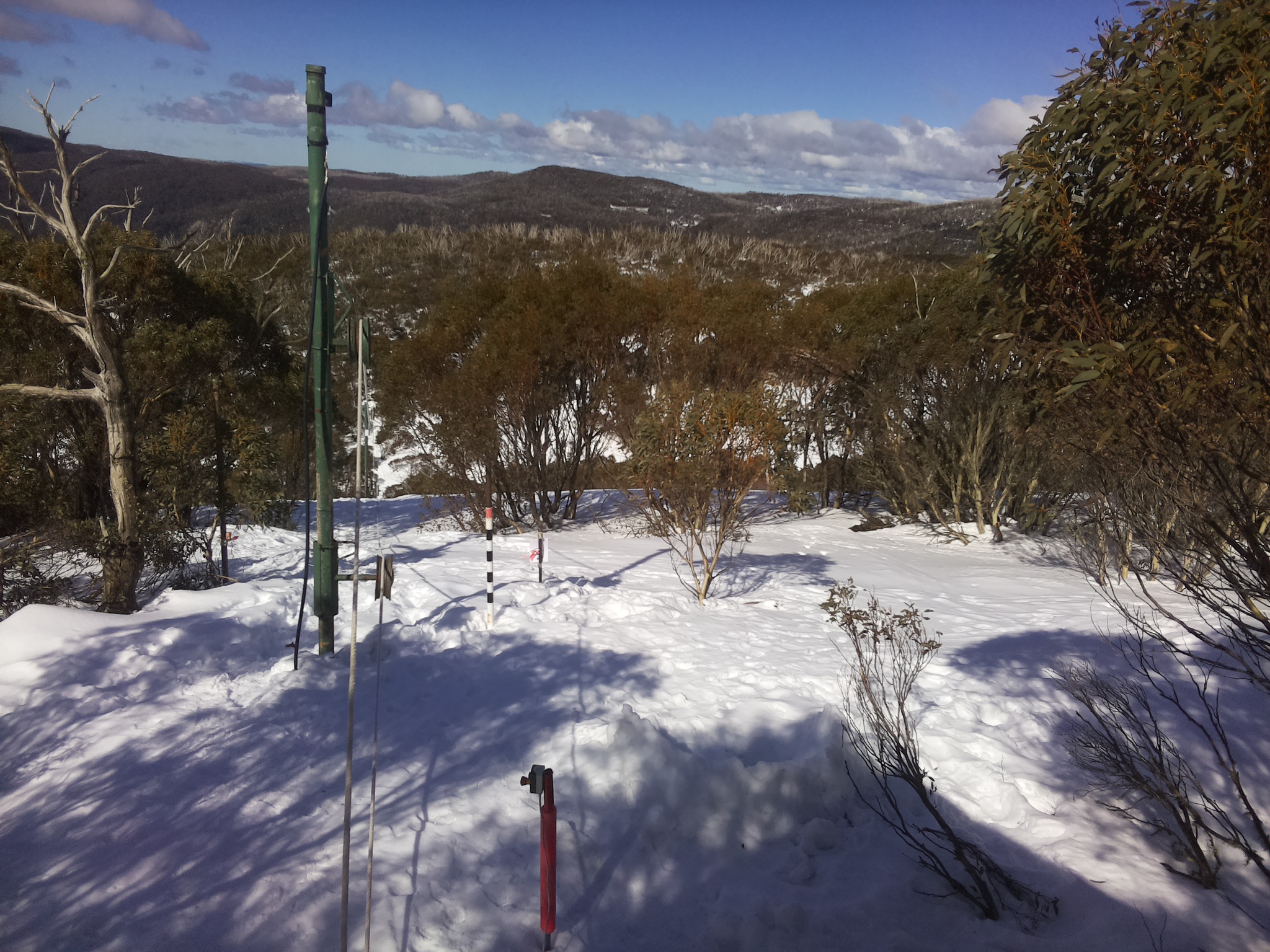 Bogong Web Cam 12:10pm Tuesday 5th of August 2025
