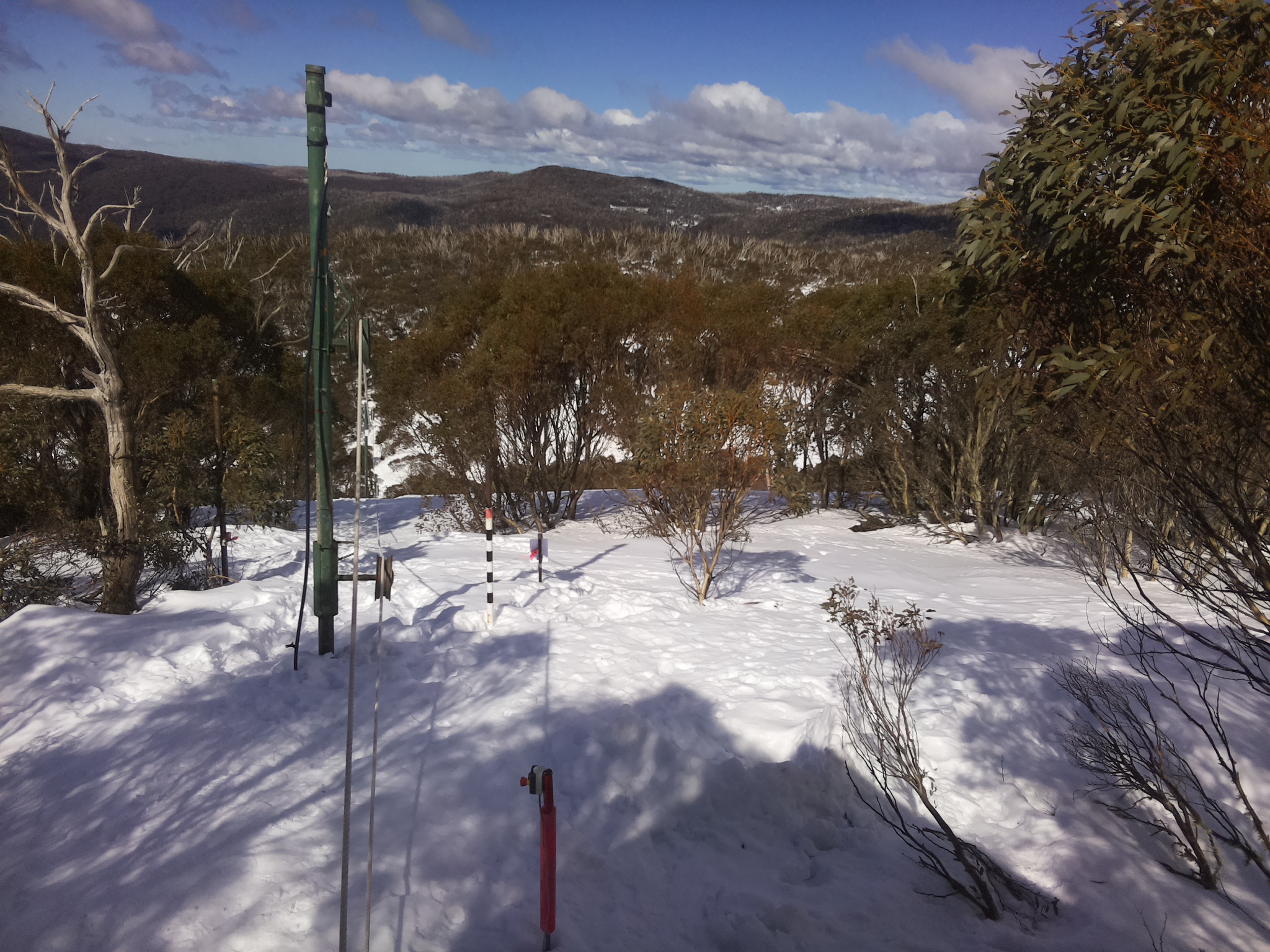 Bogong Web Cam 12:30pm Tuesday 5th of August 2025