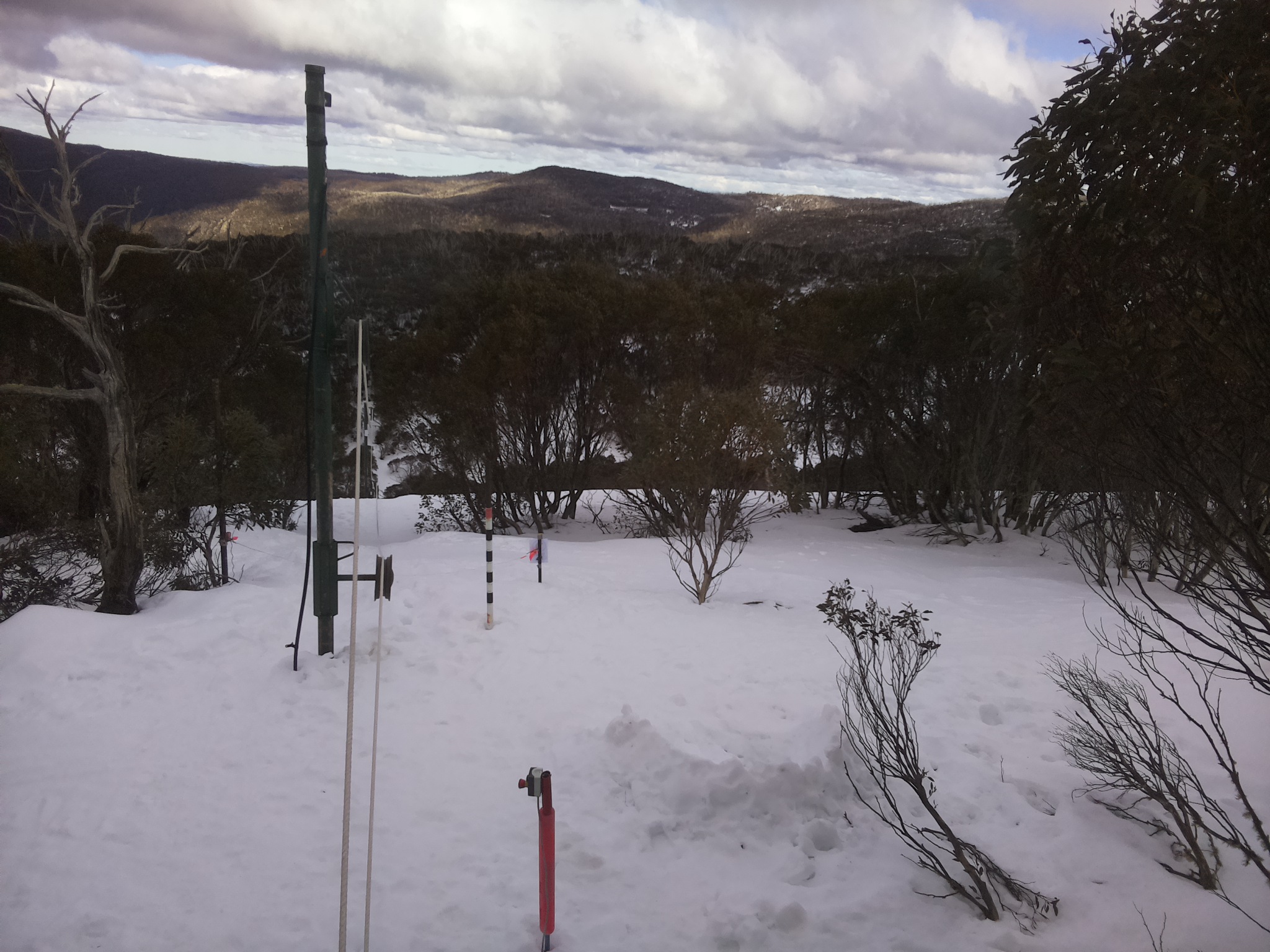 Bogong Web Cam 2:10pm Tuesday 5th of August 2025