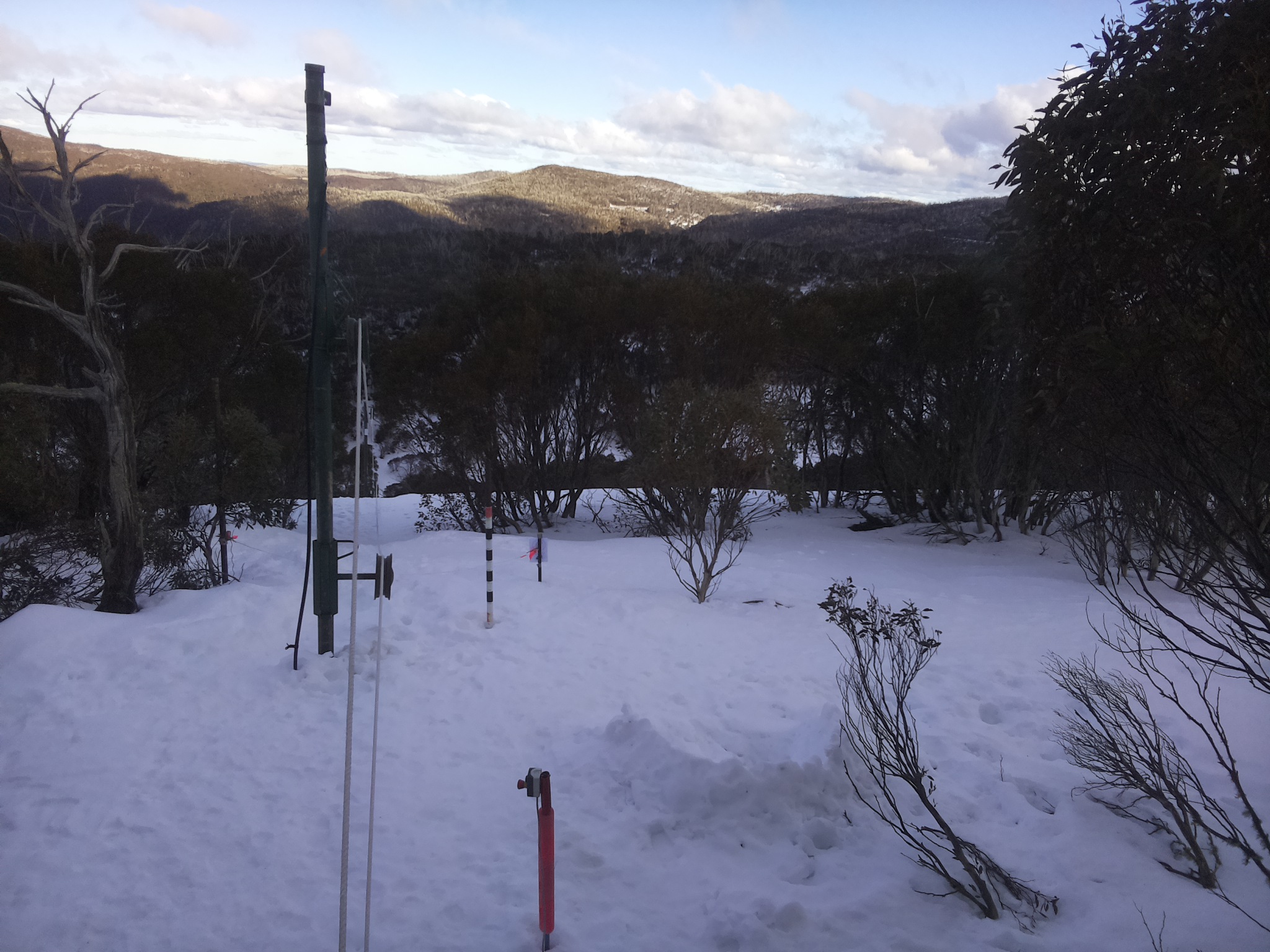 Bogong Web Cam 3:30pm Tuesday 5th of August 2025