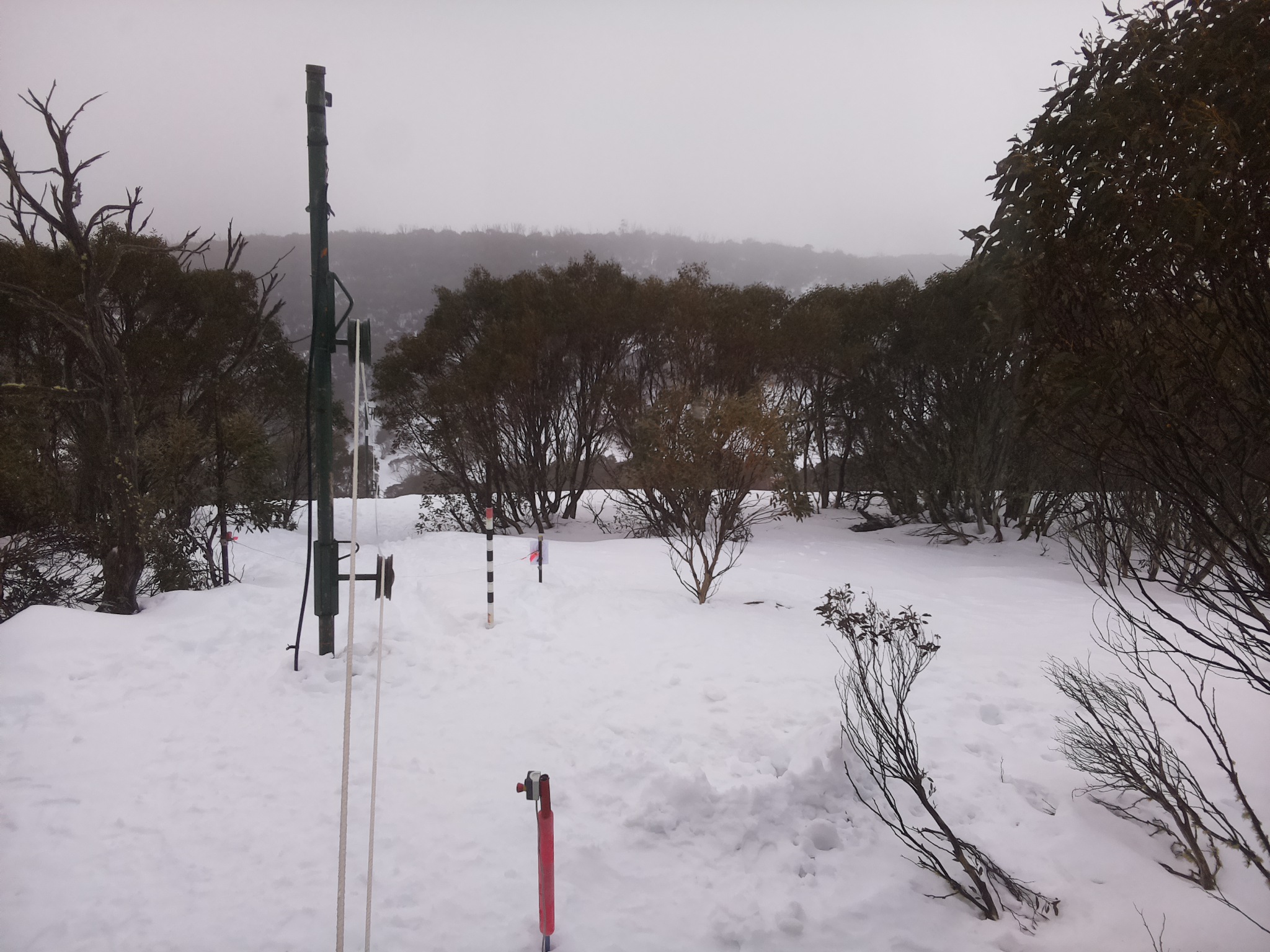 Bogong Web Cam 10:40am Wednesday 6th of August 2025
