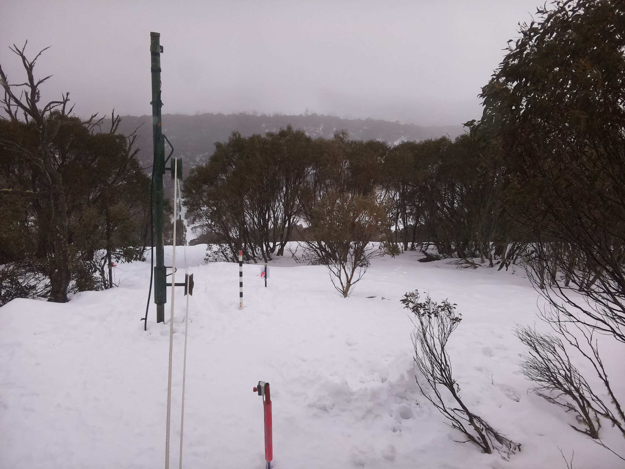 Bogong Web Cam 1:00pm Wednesday 6th of August 2025