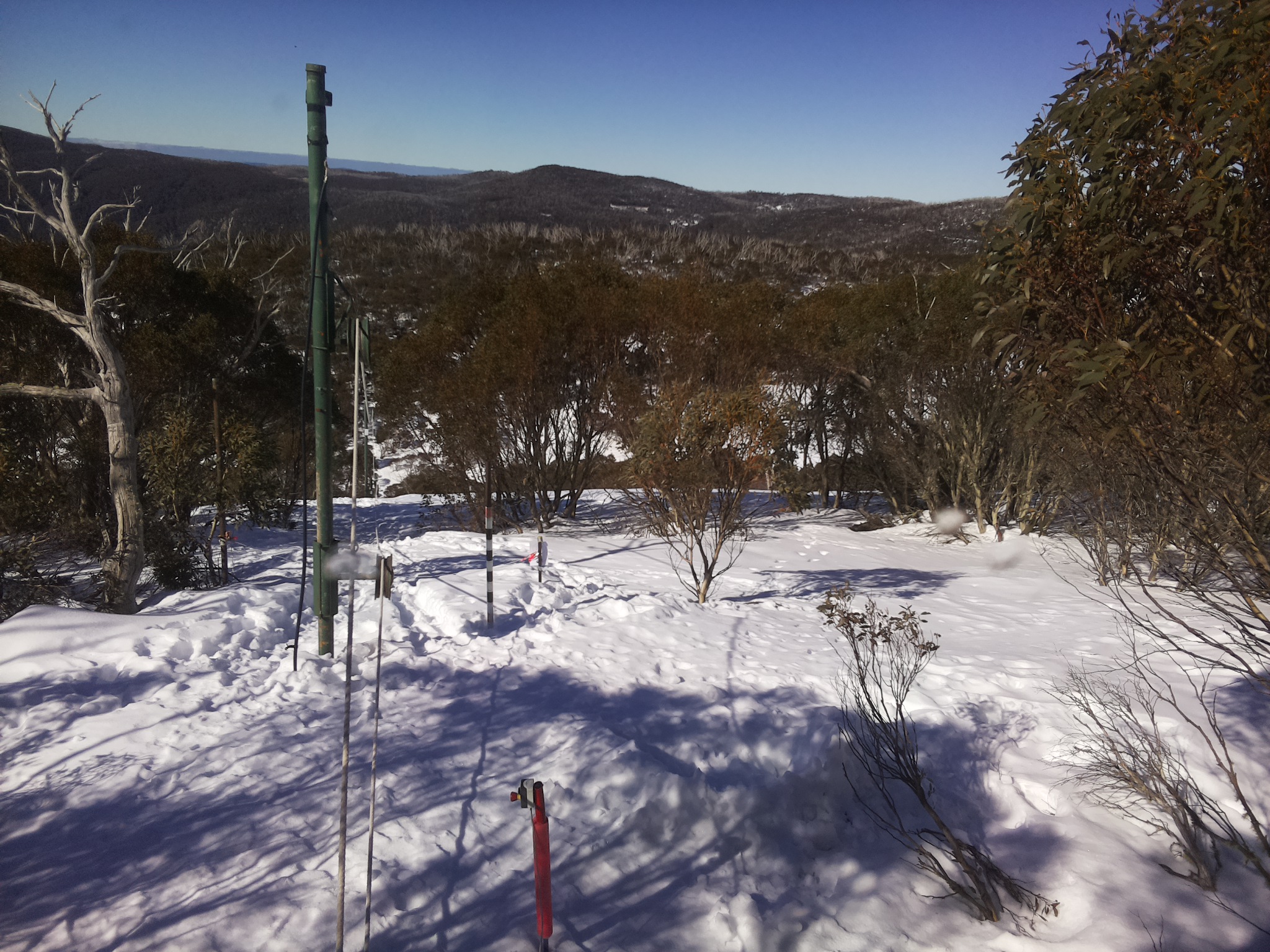 Bogong Web Cam 10:50am Thursday 7th of August 2025