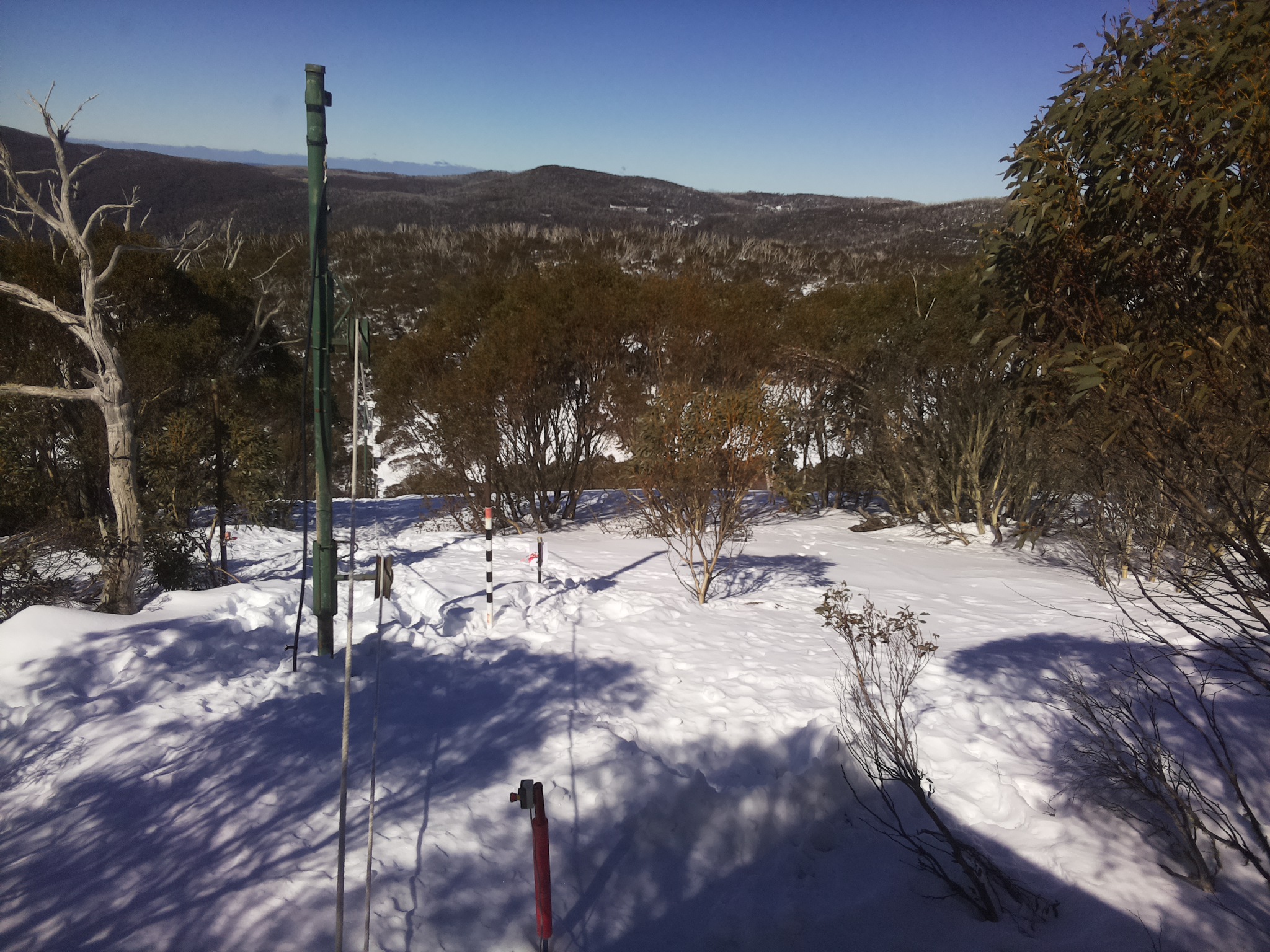 Bogong Web Cam 12:10pm Thursday 7th of August 2025