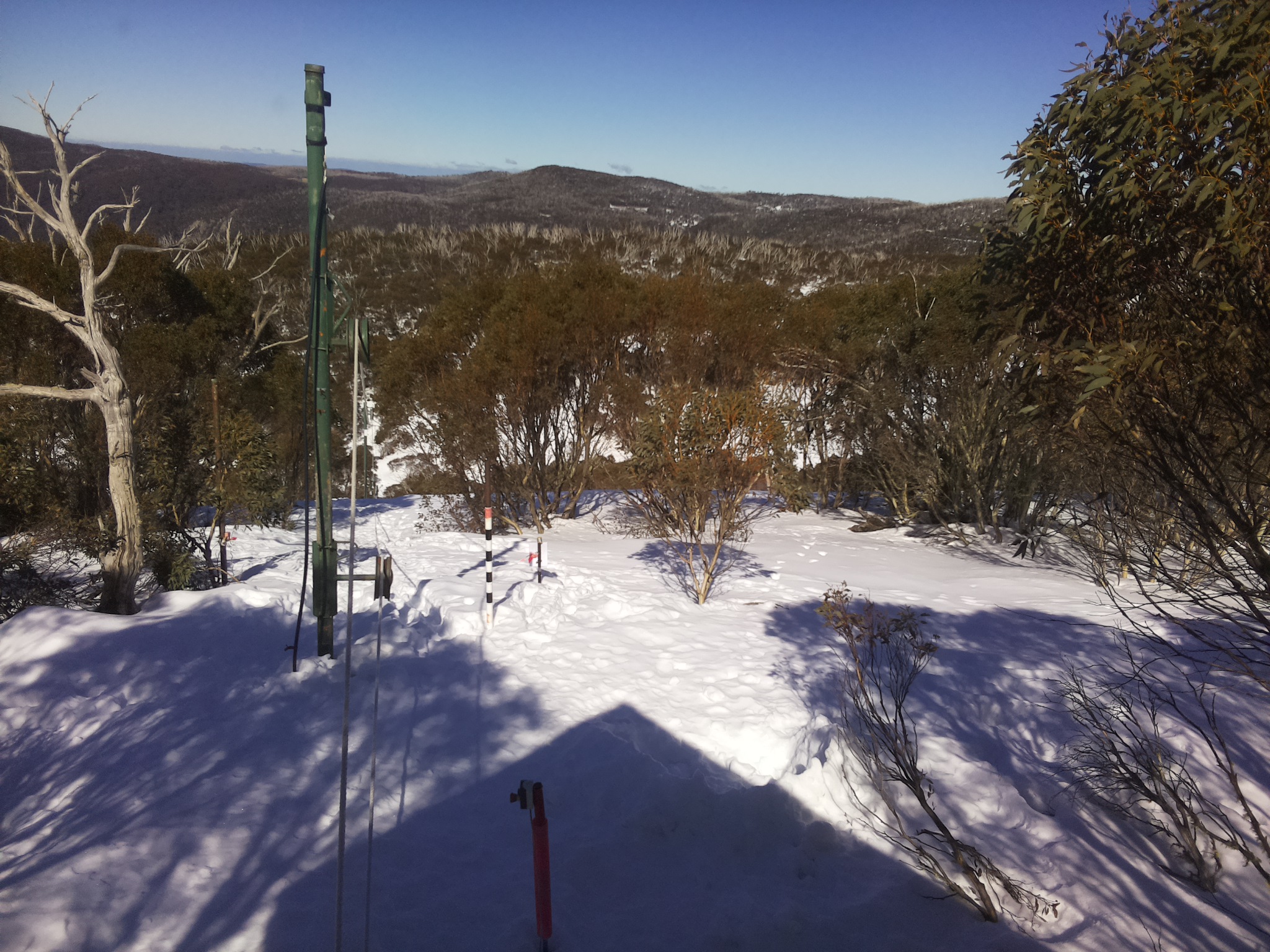 Bogong Web Cam 1:10pm Thursday 7th of August 2025