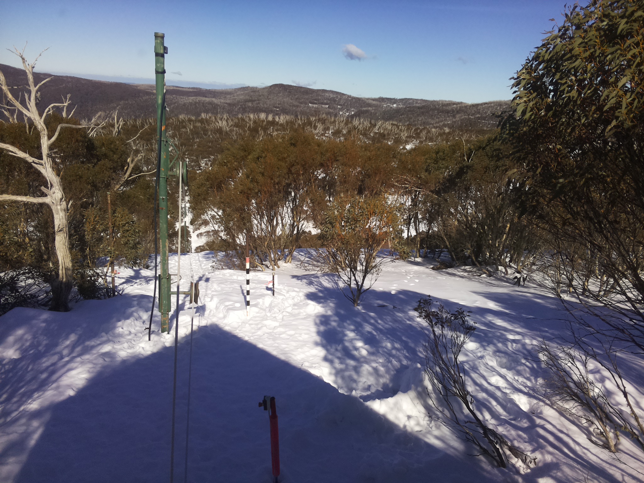 Bogong Web Cam 2:00pm Thursday 7th of August 2025
