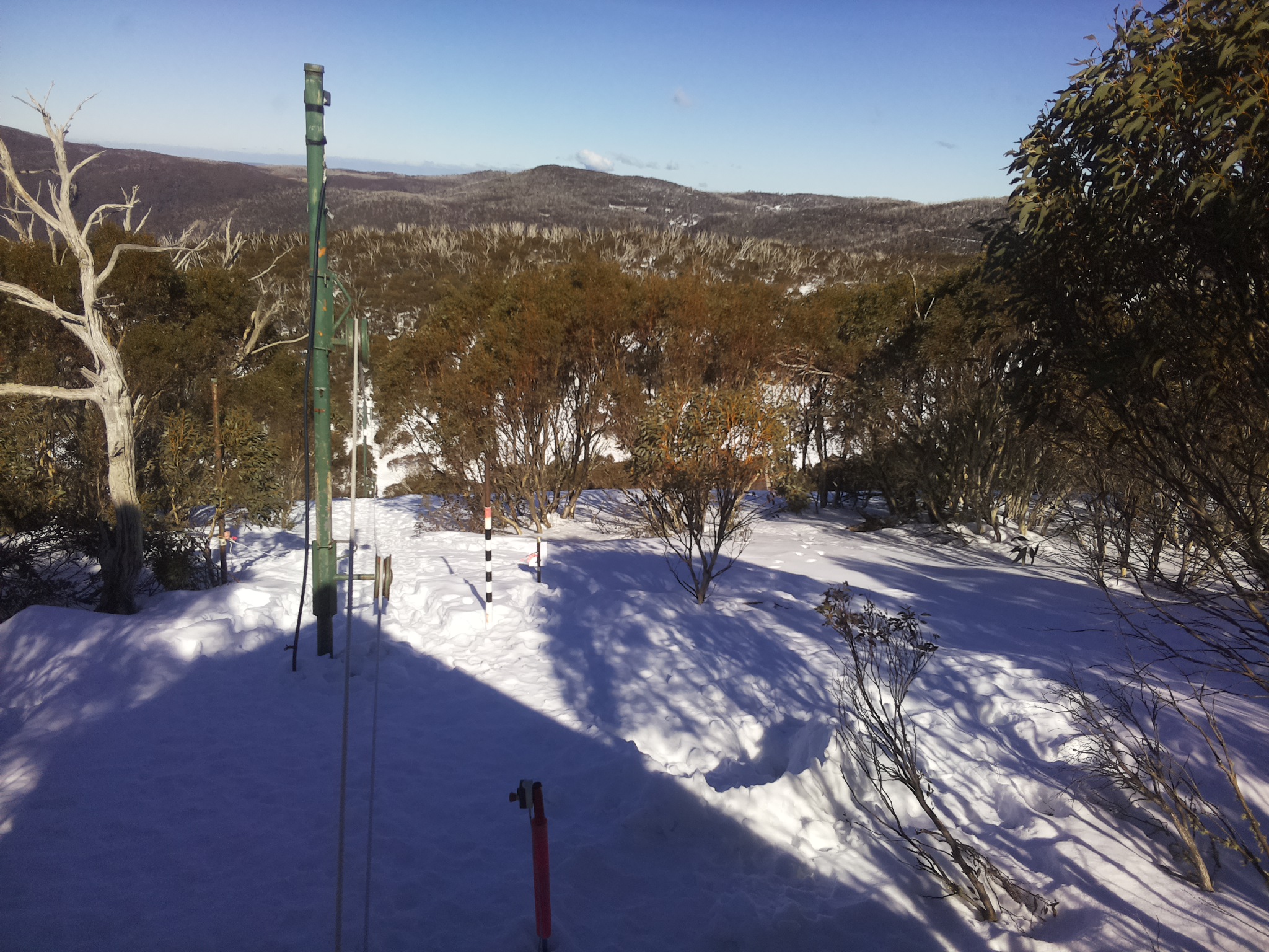 Bogong Web Cam 2:20pm Thursday 7th of August 2025