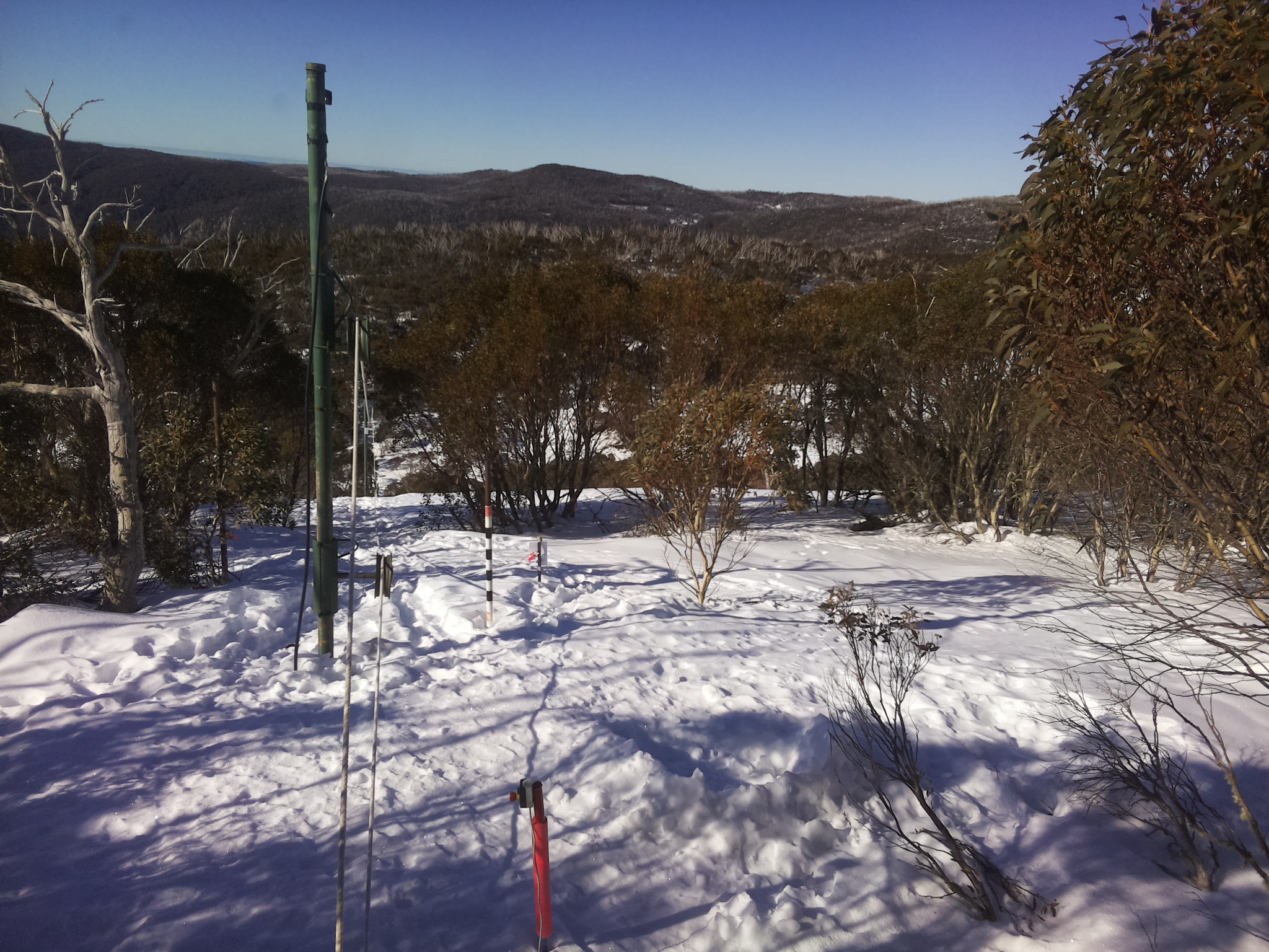 Bogong Web Cam 9:50am Saturday 9th of August 2025