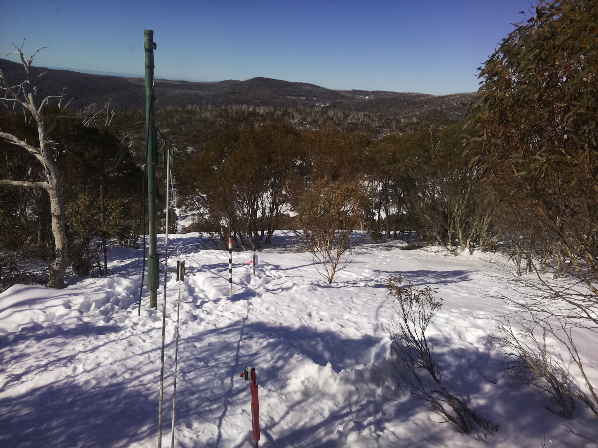 Bogong Web Cam 10:20am Saturday 9th of August 2025