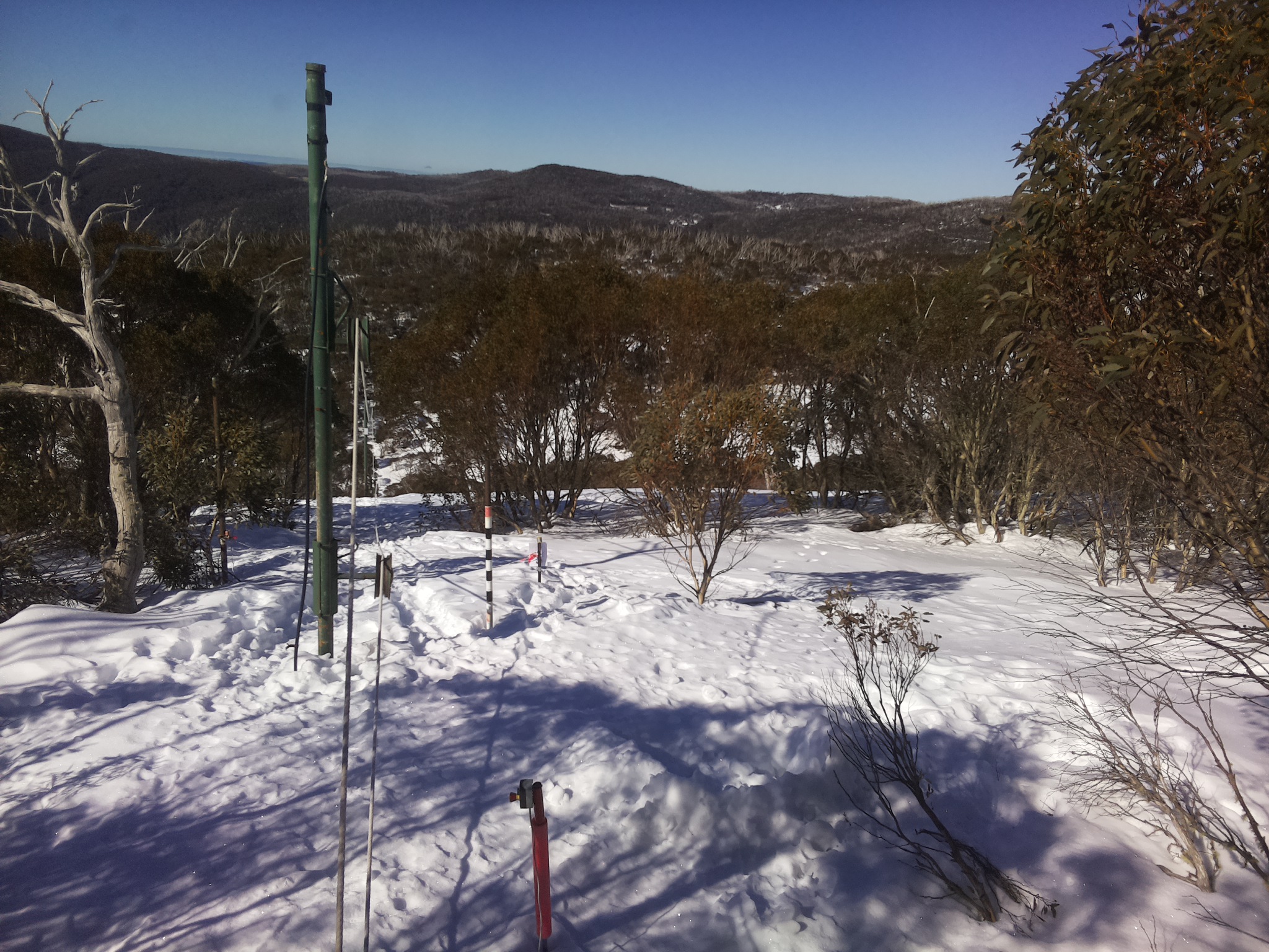 Bogong Web Cam 10:40am Saturday 9th of August 2025