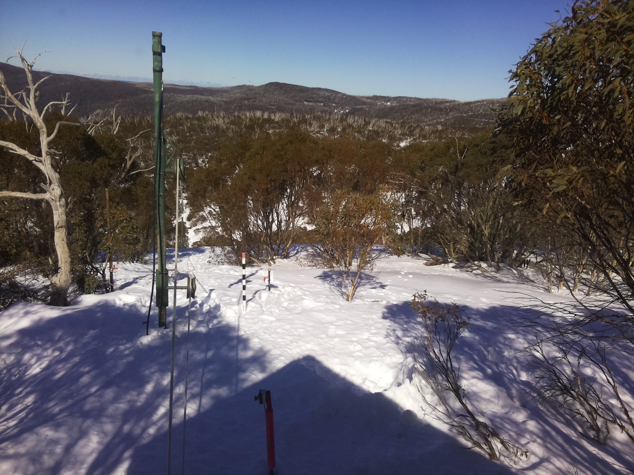 Bogong Web Cam 1:10pm Saturday 9th of August 2025