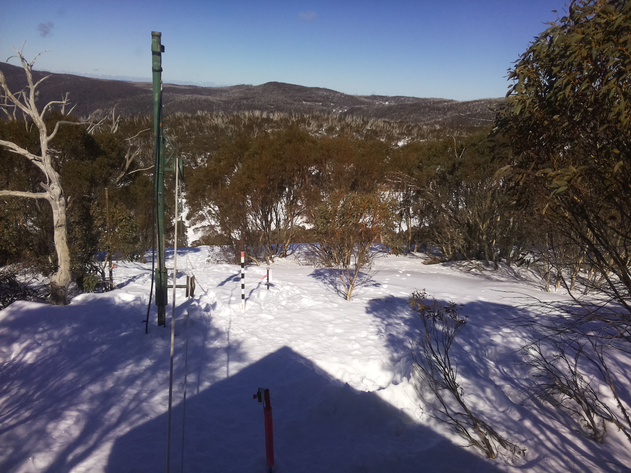 Bogong Web Cam 1:20pm Saturday 9th of August 2025