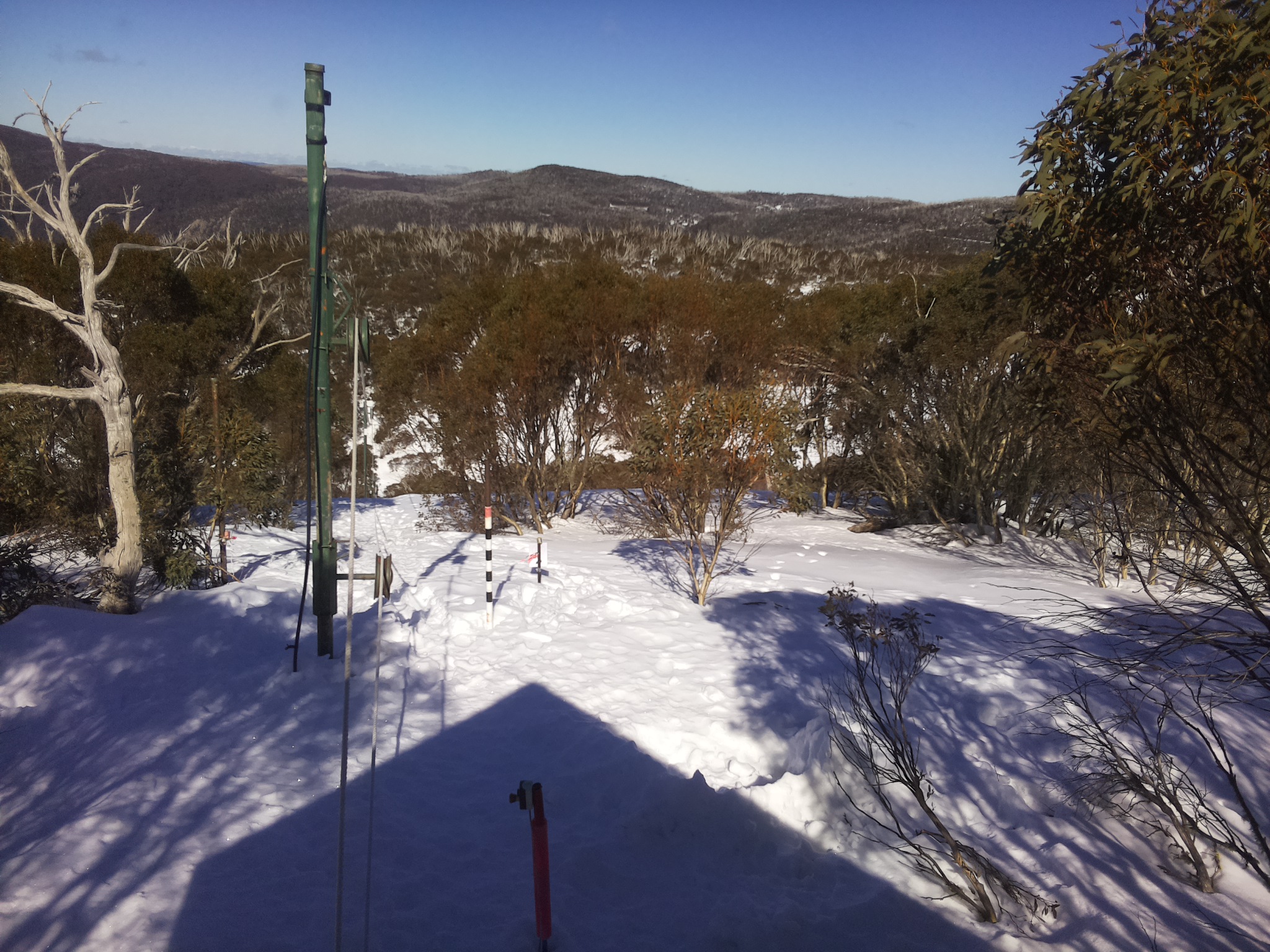 Bogong Web Cam 1:30pm Saturday 9th of August 2025