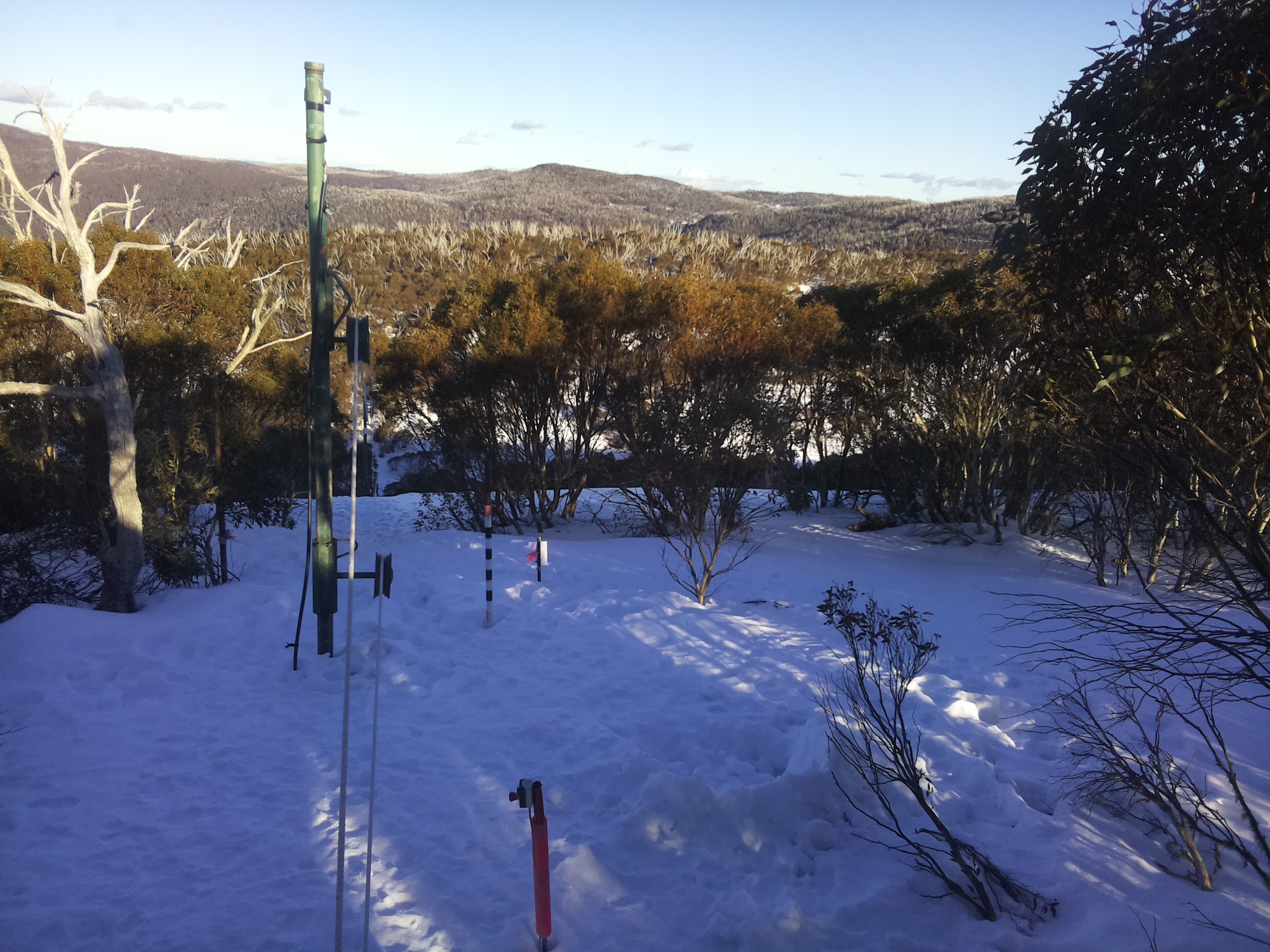 Bogong Web Cam 4:10pm Saturday 9th of August 2025