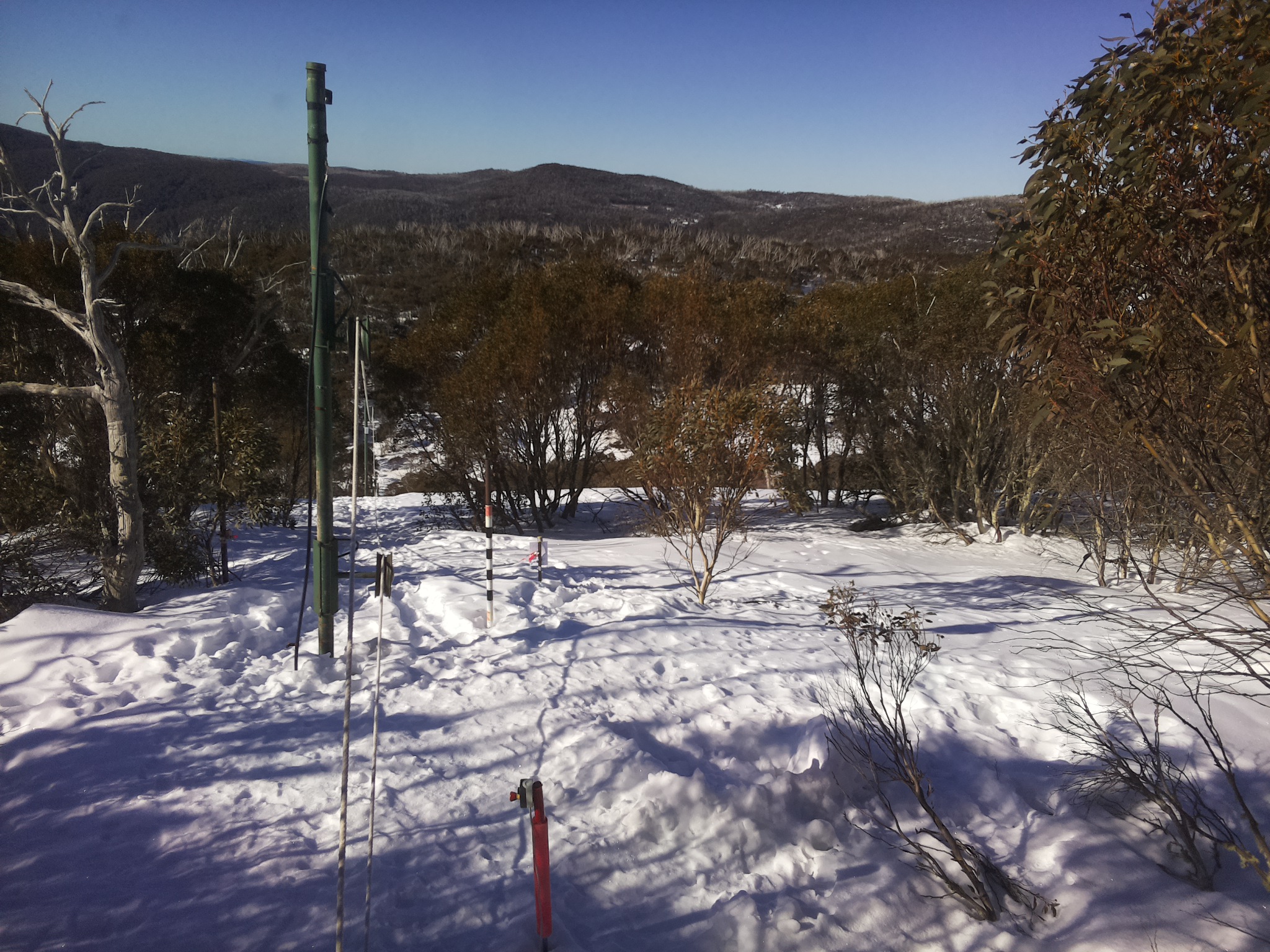 Bogong Web Cam 9:40am Sunday 10th of August 2025