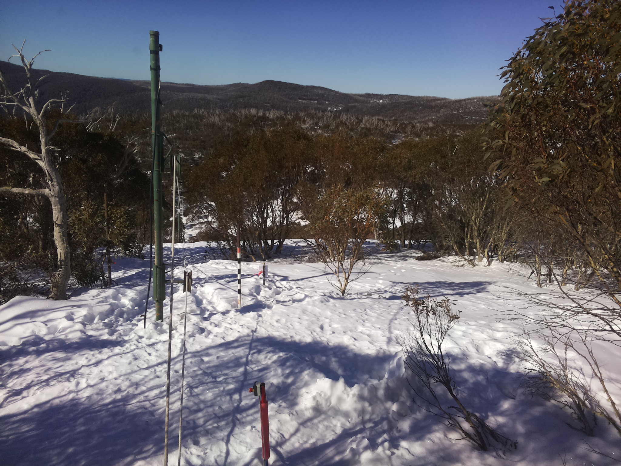 Bogong Web Cam 10:20am Sunday 10th of August 2025