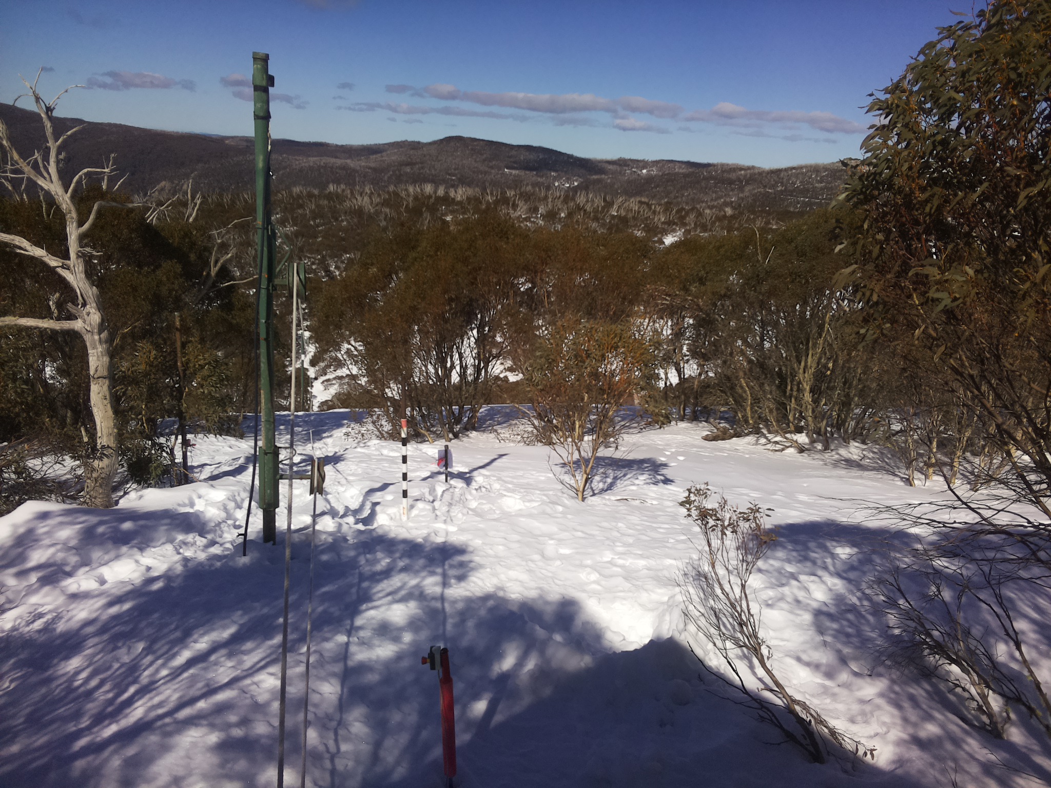 Bogong Web Cam 12:30pm Sunday 10th of August 2025