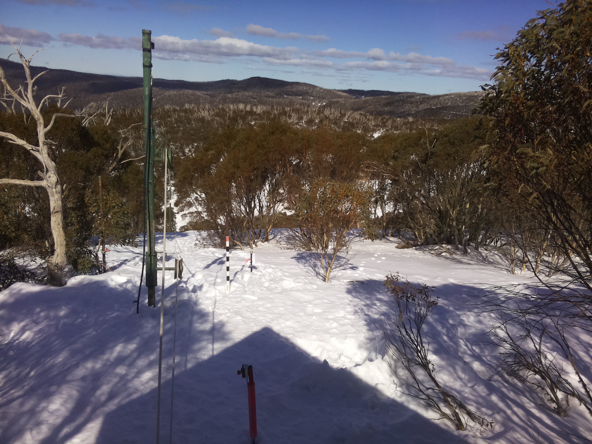 Bogong Web Cam 1:20pm Sunday 10th of August 2025