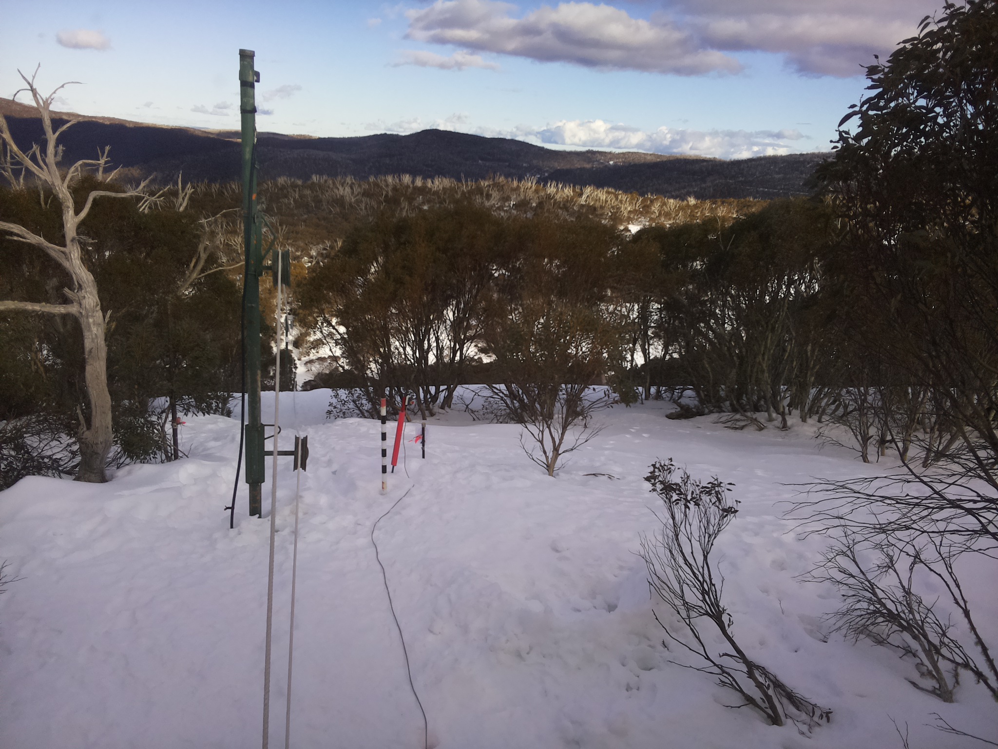 Bogong Web Cam 3:50pm Sunday 10th of August 2025