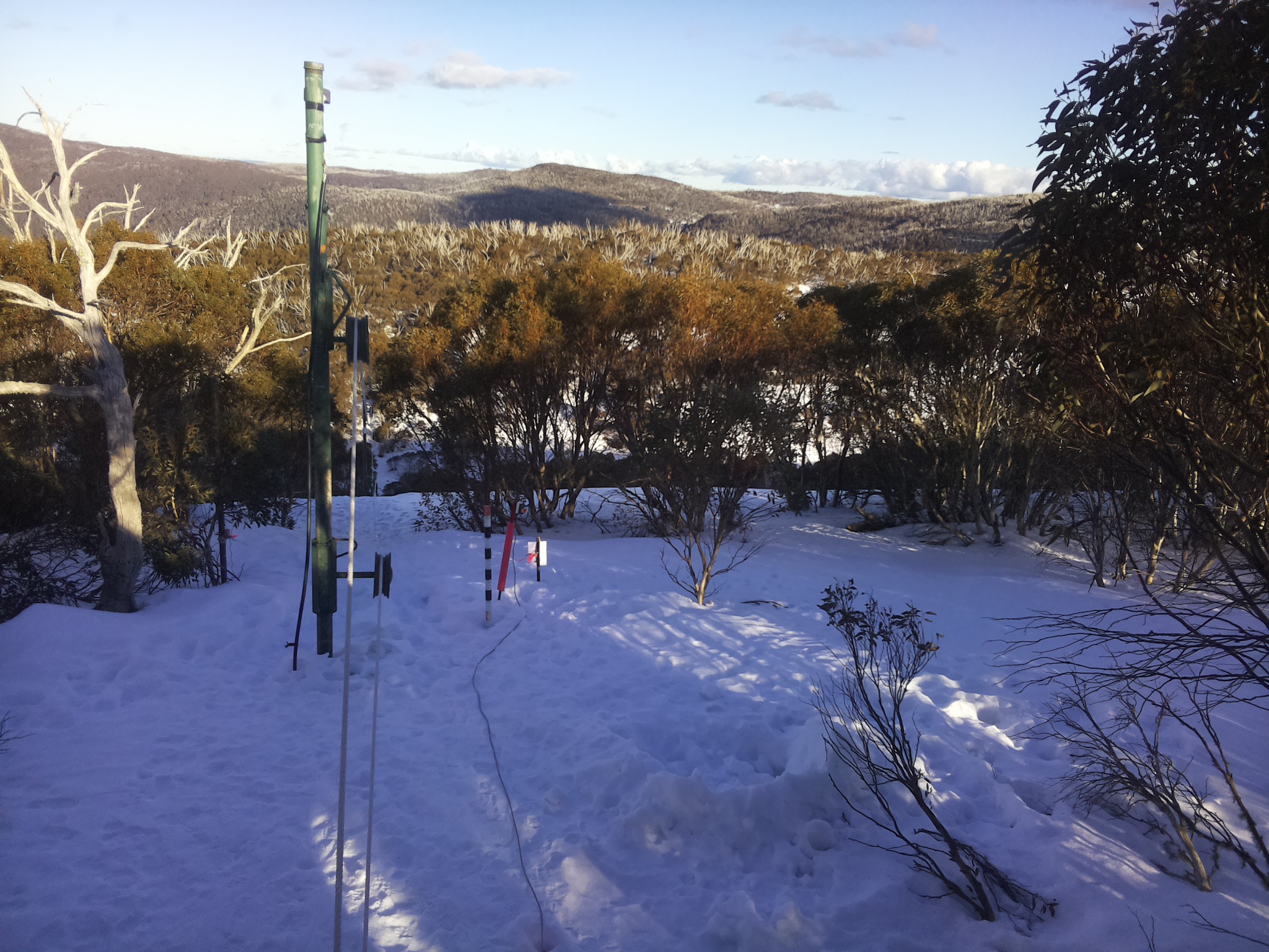 Bogong Web Cam 4:10pm Sunday 10th of August 2025